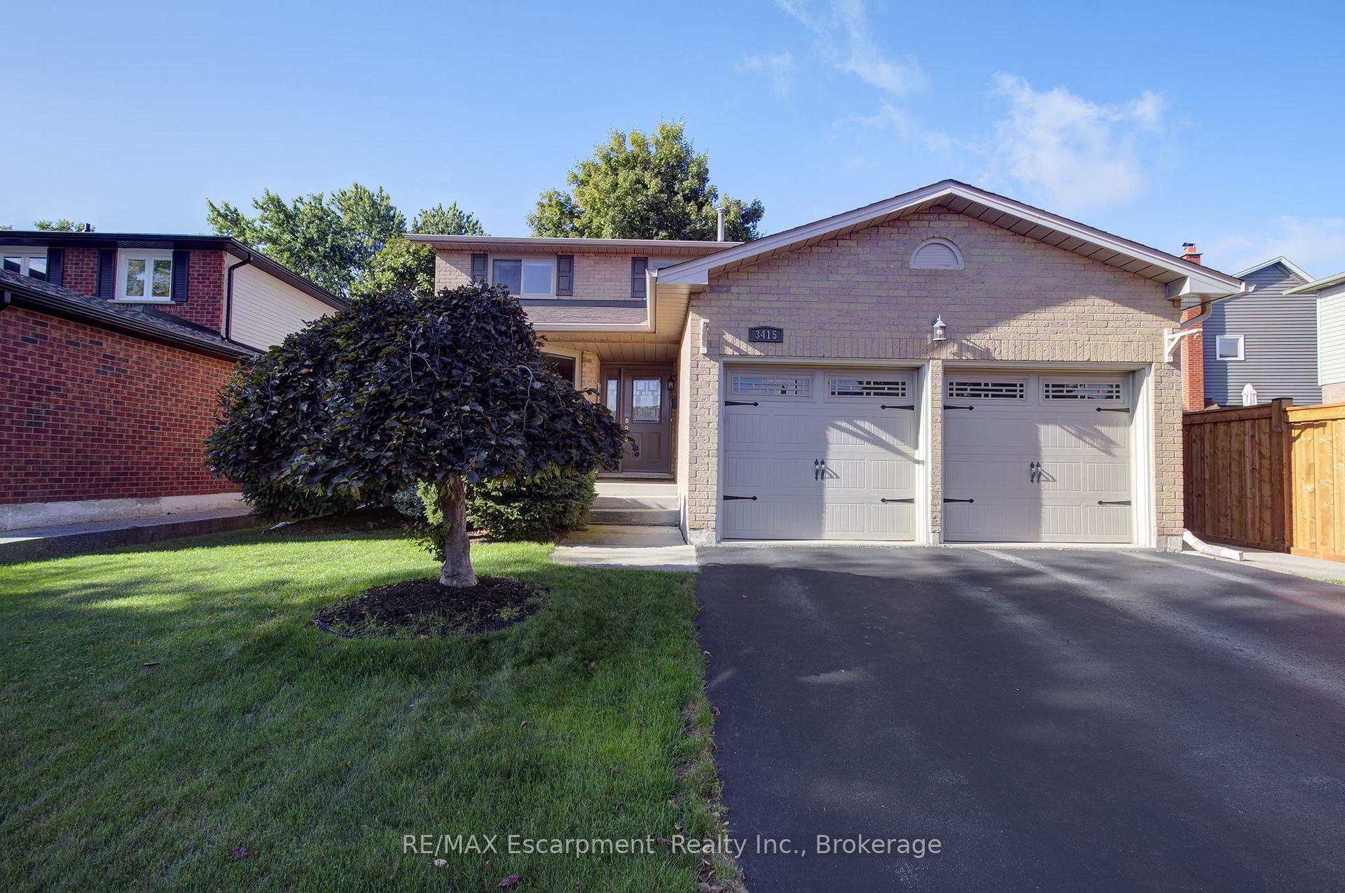 Photo 3 of 3415 Bristol Drive, Burlington, Palmer — HOMEH