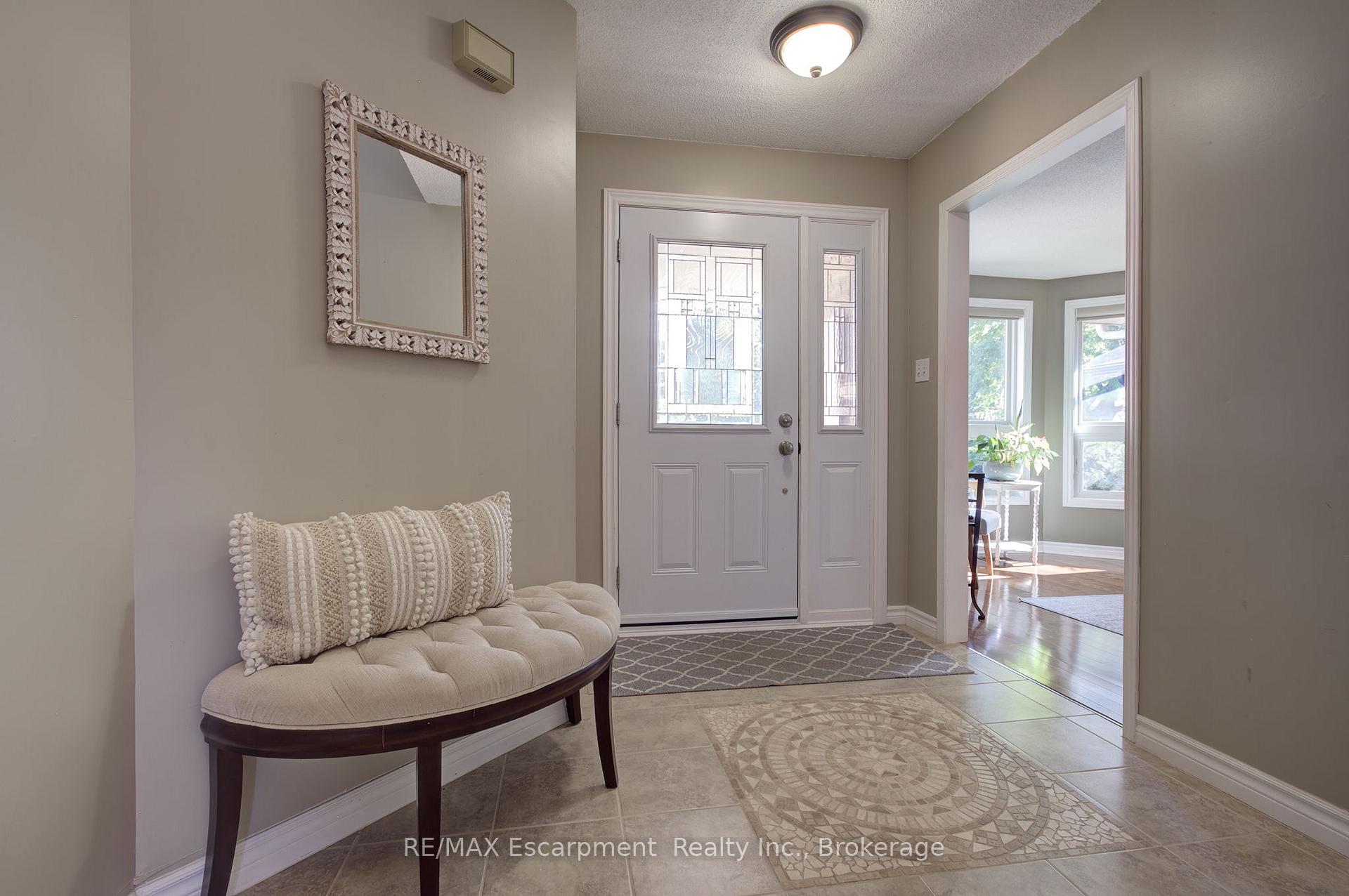 Photo 5 of 3415 Bristol Drive, Burlington, Palmer — HOMEH