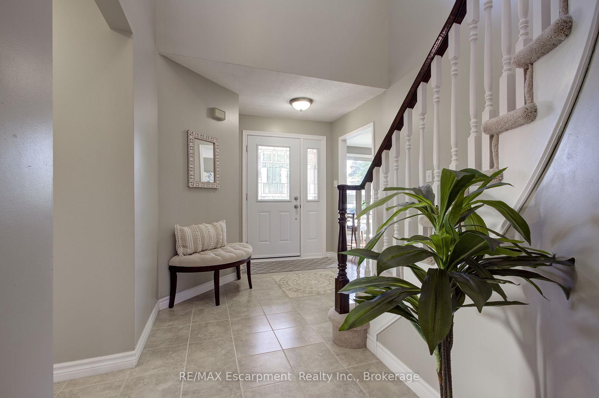 Photo 6 of 3415 Bristol Drive, Burlington, Palmer — HOMEH
