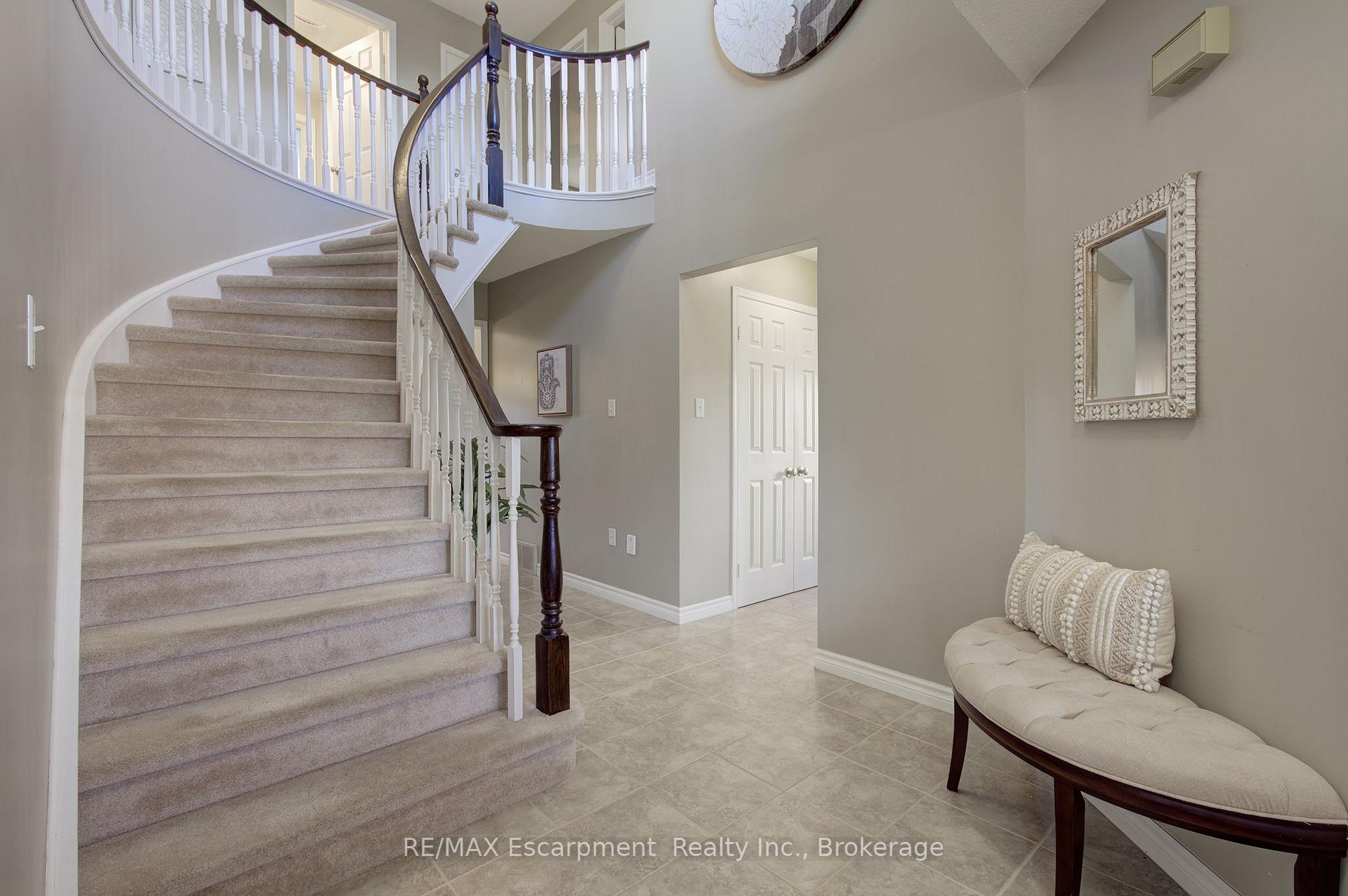 Photo 7 of 3415 Bristol Drive, Burlington, Palmer — HOMEH