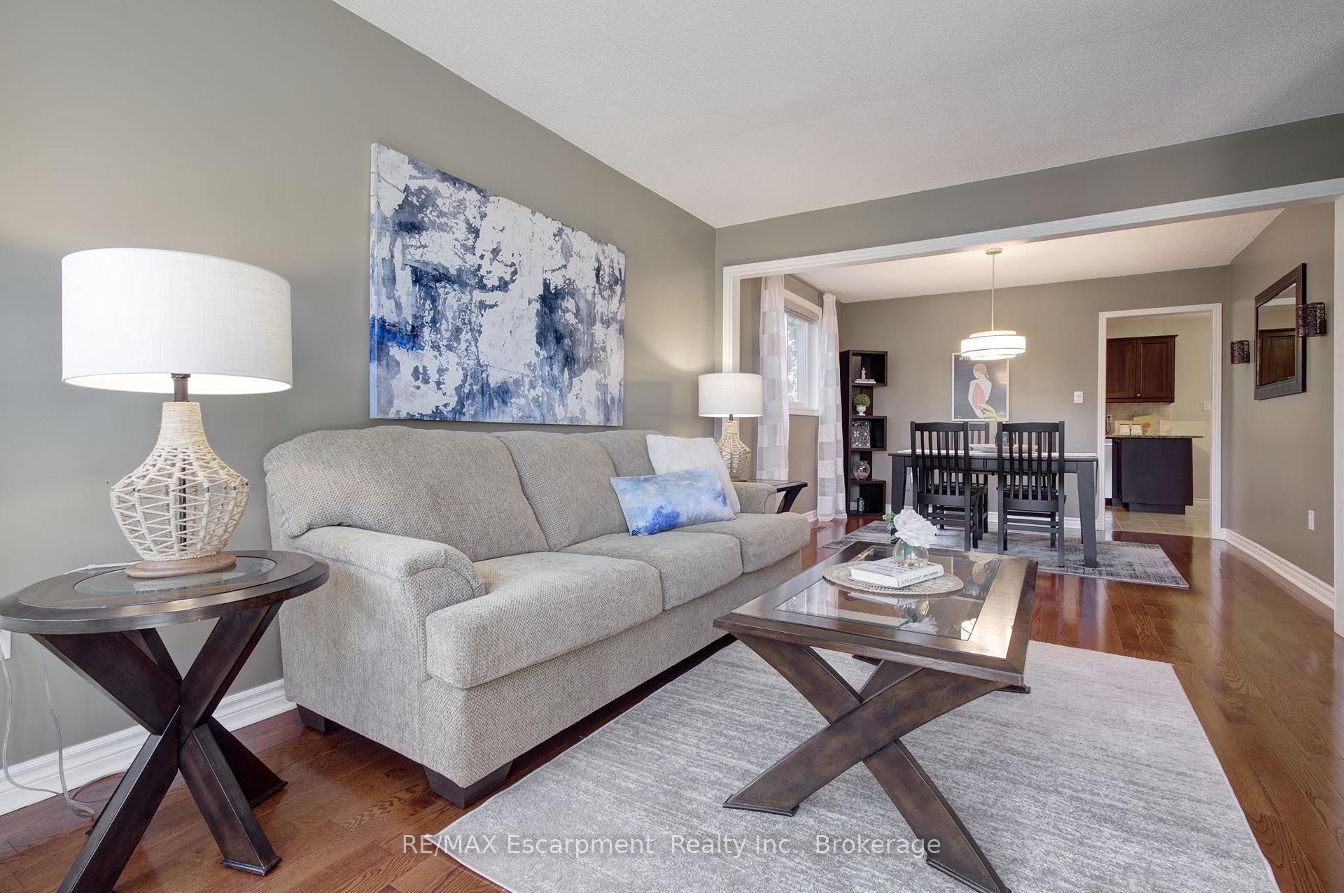 Photo 10 of 3415 Bristol Drive, Burlington, Palmer — HOMEH