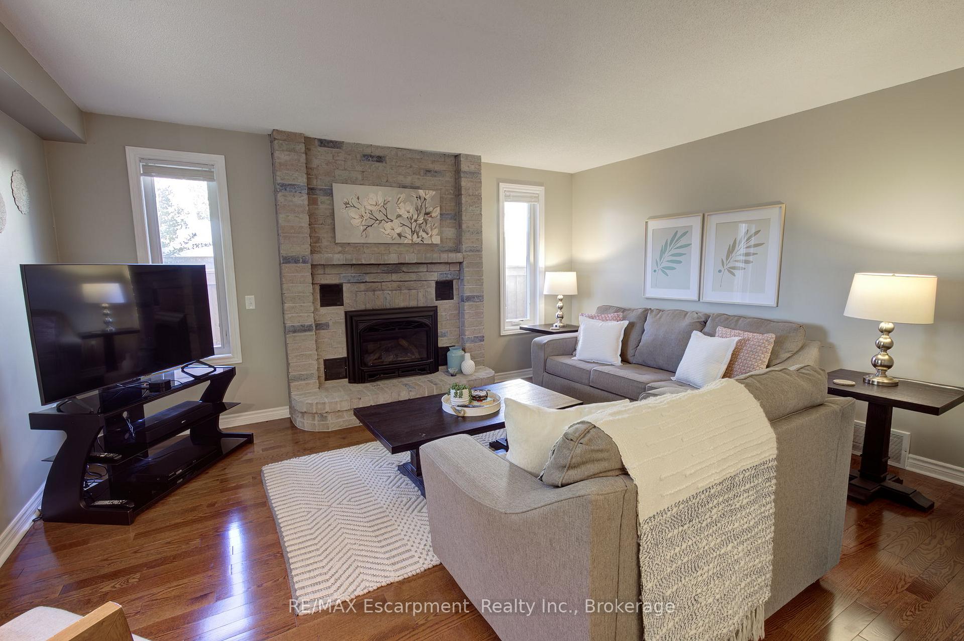 Photo 20 of 3415 Bristol Drive, Burlington, Palmer — HOMEH