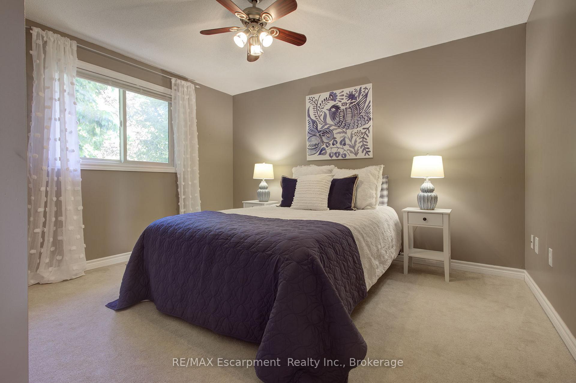 Photo 32 of 3415 Bristol Drive, Burlington, Palmer — HOMEH