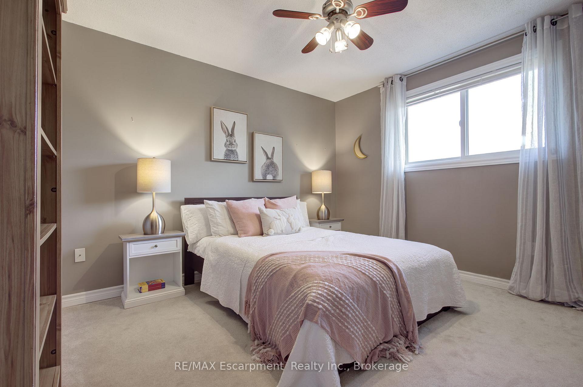 Photo 33 of 3415 Bristol Drive, Burlington, Palmer — HOMEH