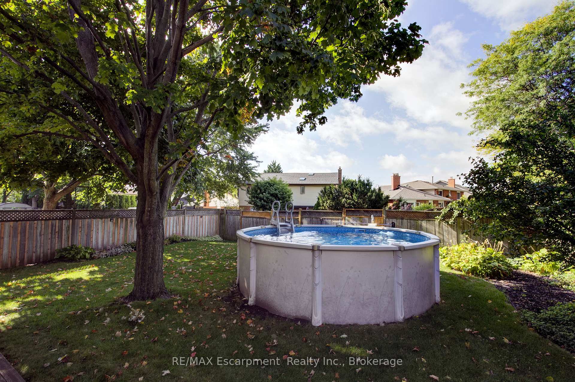 Photo 46 of 3415 Bristol Drive, Burlington, Palmer — HOMEH