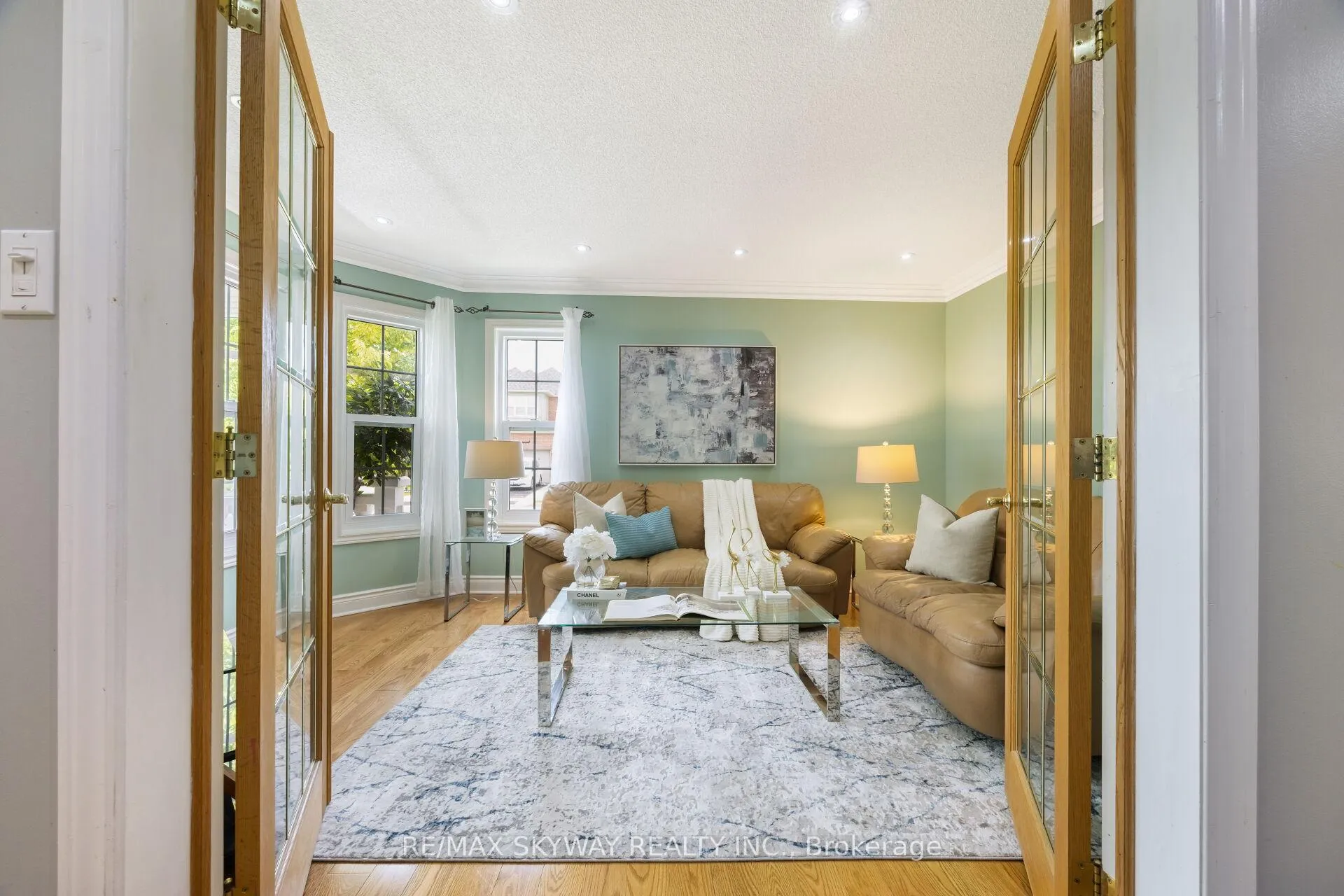 Photo 23 of 57 Banington Crescent, Brampton, Snelgrove — HOMEH