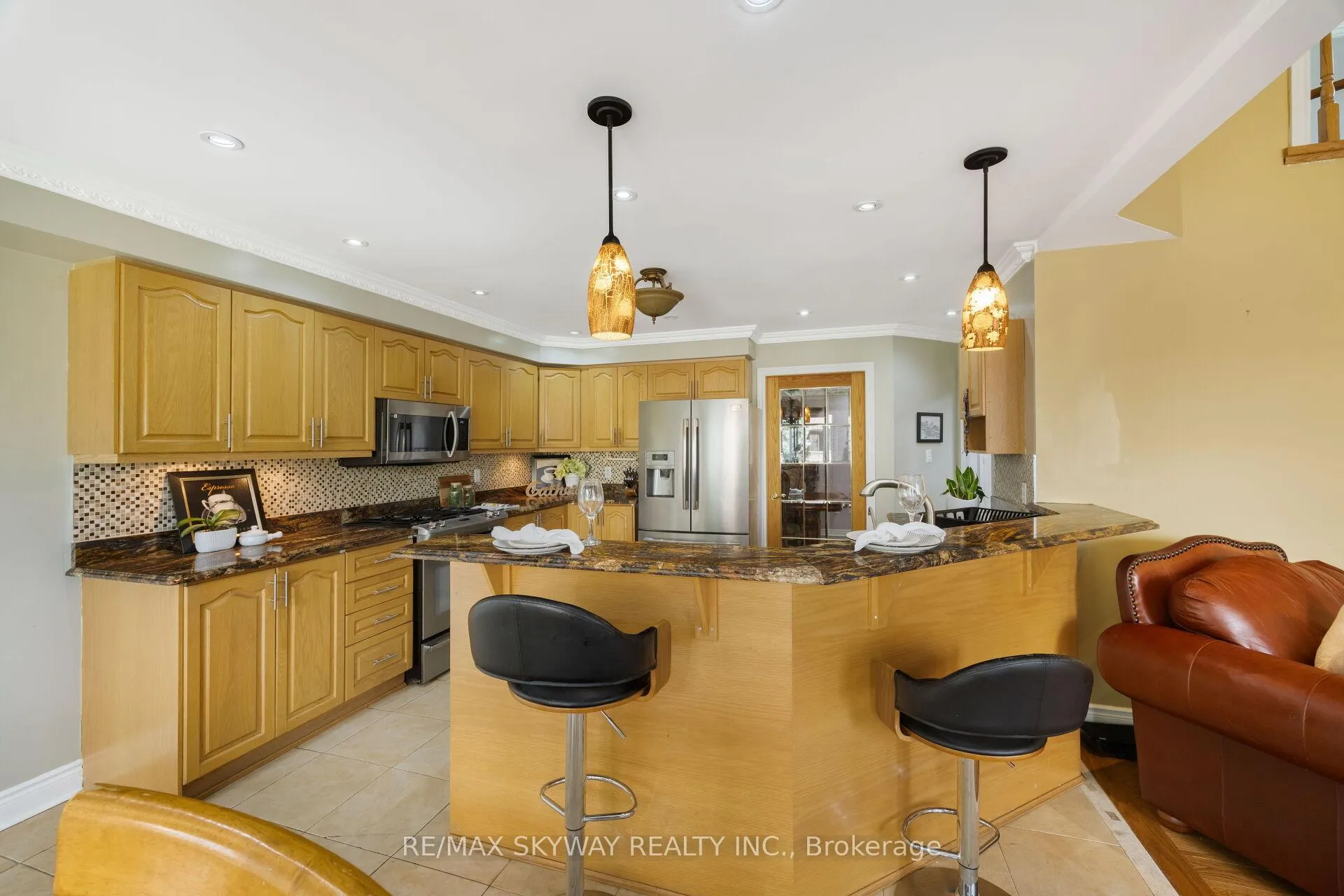 Photo 206 of 57 Banington Crescent, Brampton, Snelgrove — HOMEH