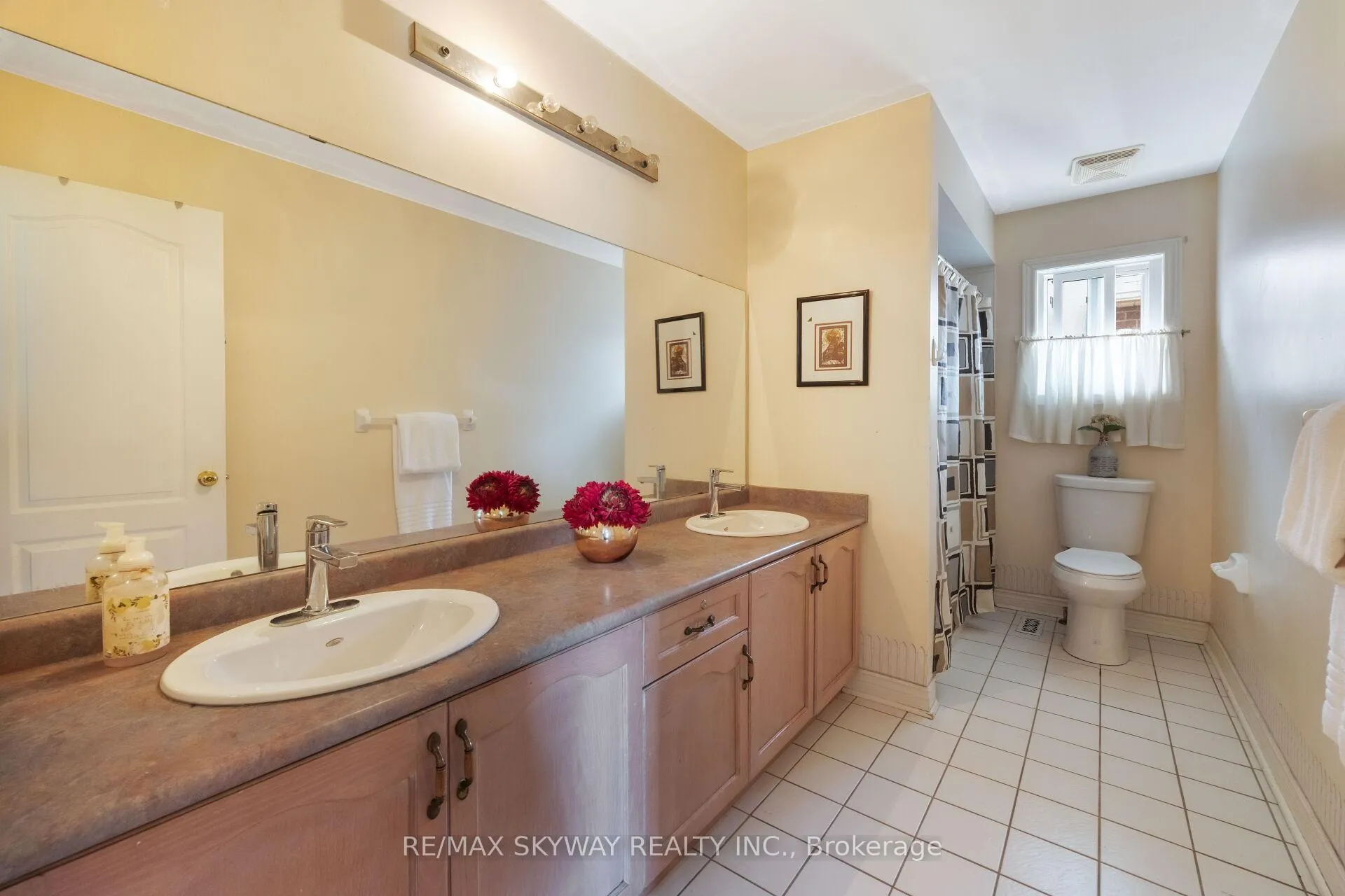 Photo 460 of 57 Banington Crescent, Brampton, Snelgrove — HOMEH