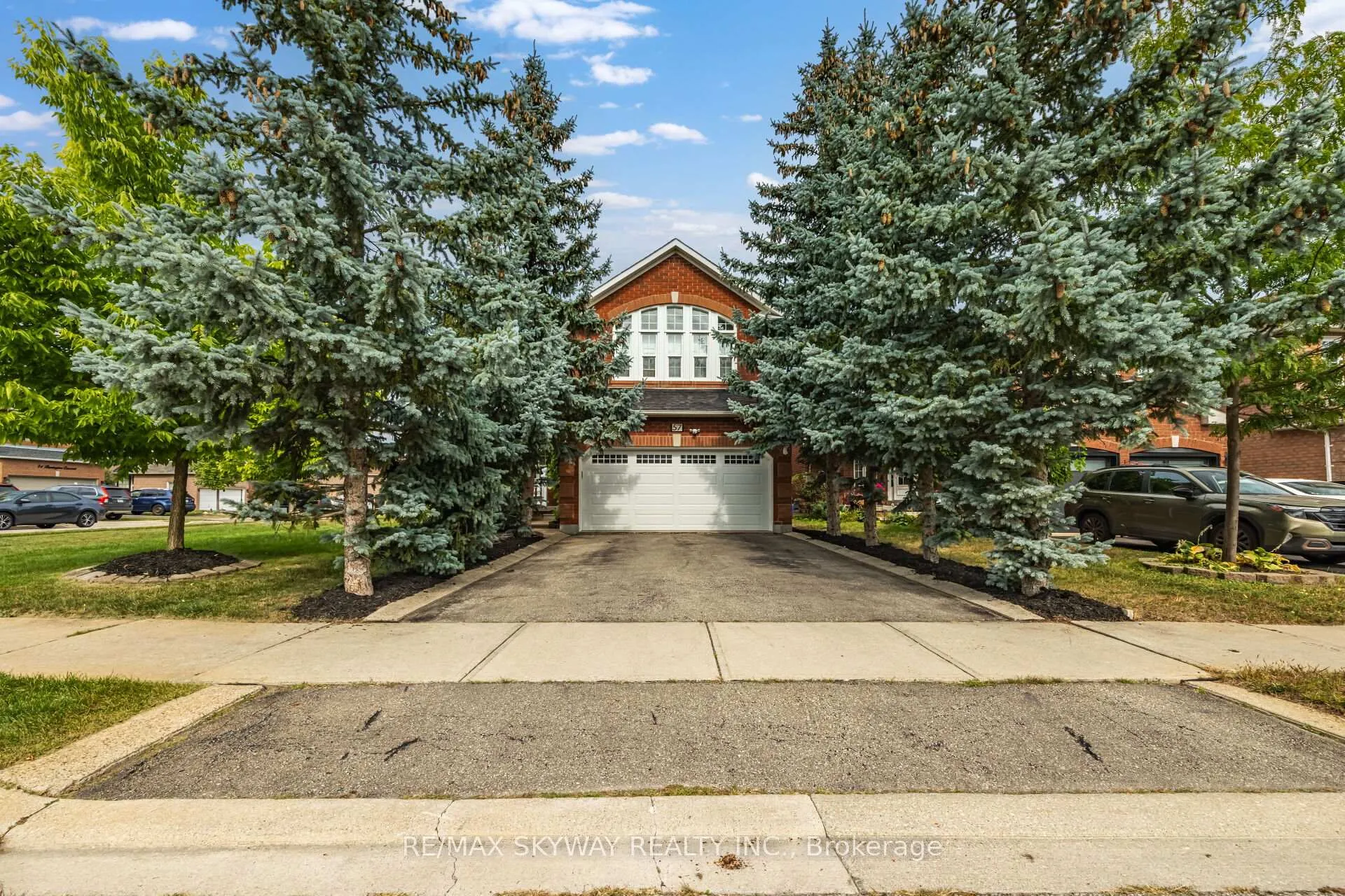 Photo 587 of 57 Banington Crescent, Brampton, Snelgrove — HOMEH