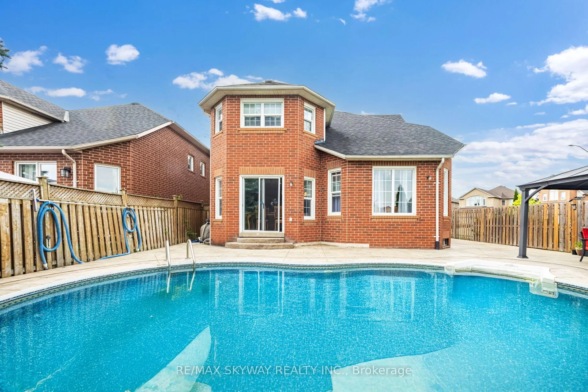 Photo 584 of 57 Banington Crescent, Brampton, Snelgrove — HOMEH