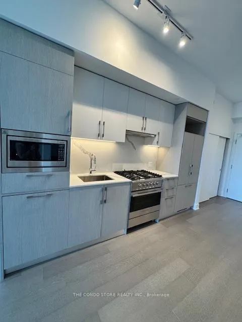 Photo 1 of Unit 905, 8 Manor Road W, Toronto, Yonge-Eglinton — HOMEH