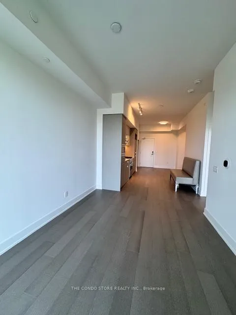 Photo 8 of Unit 905, 8 Manor Road W, Toronto, Yonge-Eglinton — HOMEH