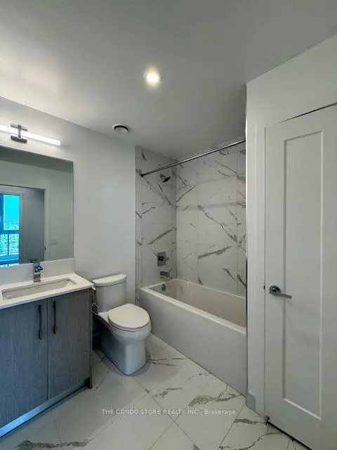 Photo 12 of Unit 905, 8 Manor Road W, Toronto, Yonge-Eglinton — HOMEH