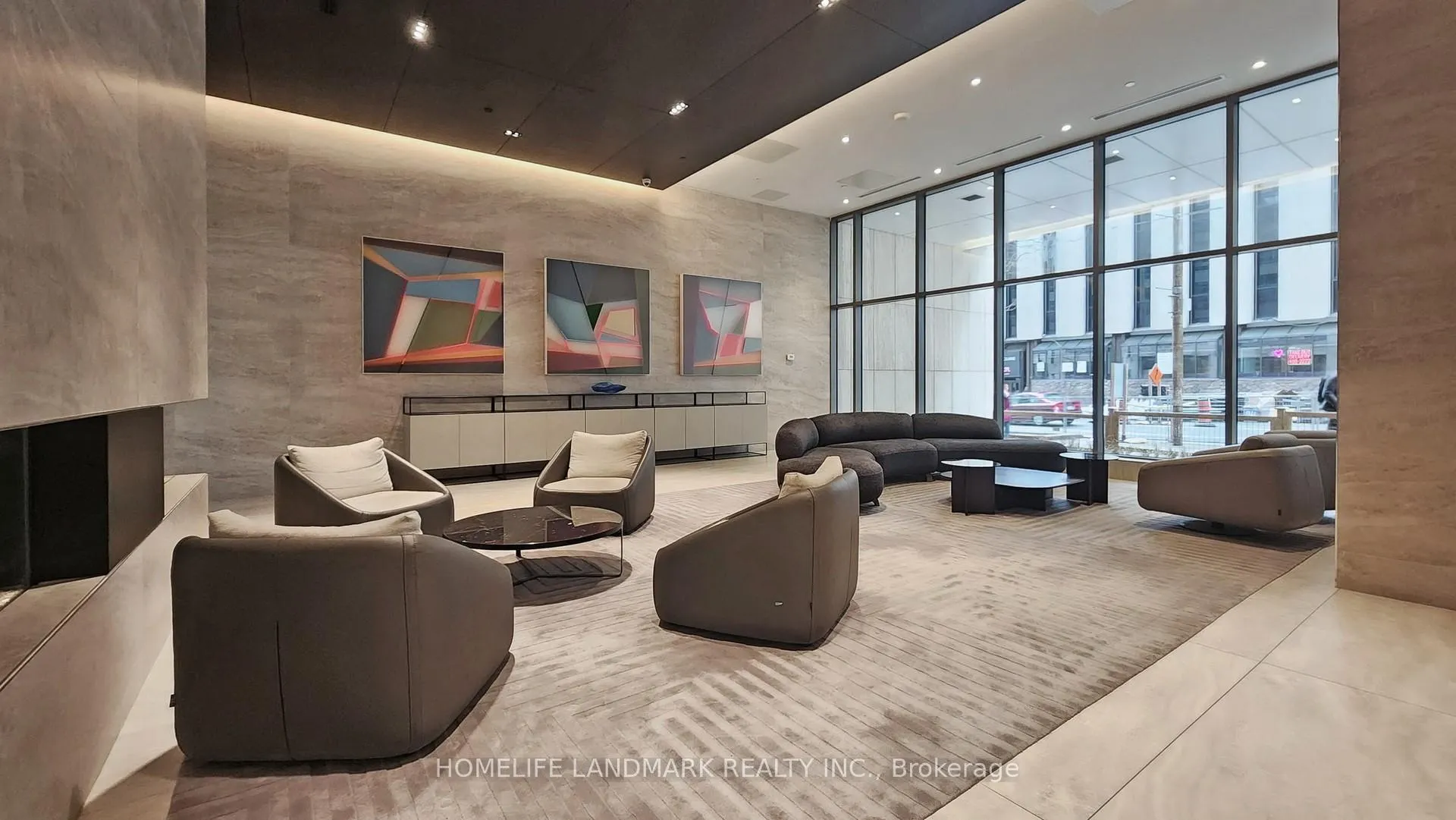 Photo 5 of Unit 2304, 2221 Yonge Street, Toronto, Mount Pleasant West — HOMEH