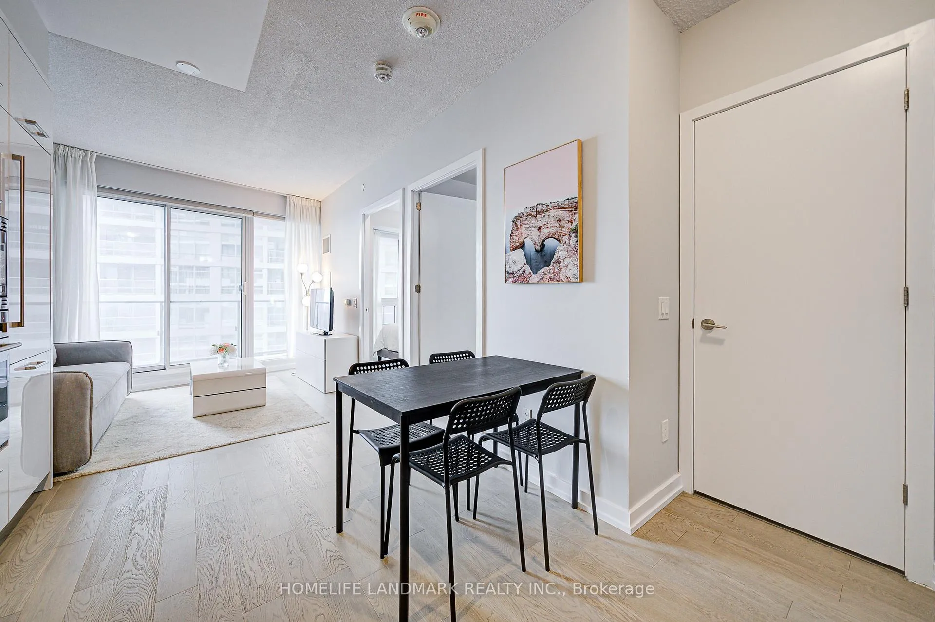 Photo 11 of Unit 2304, 2221 Yonge Street, Toronto, Mount Pleasant West — HOMEH