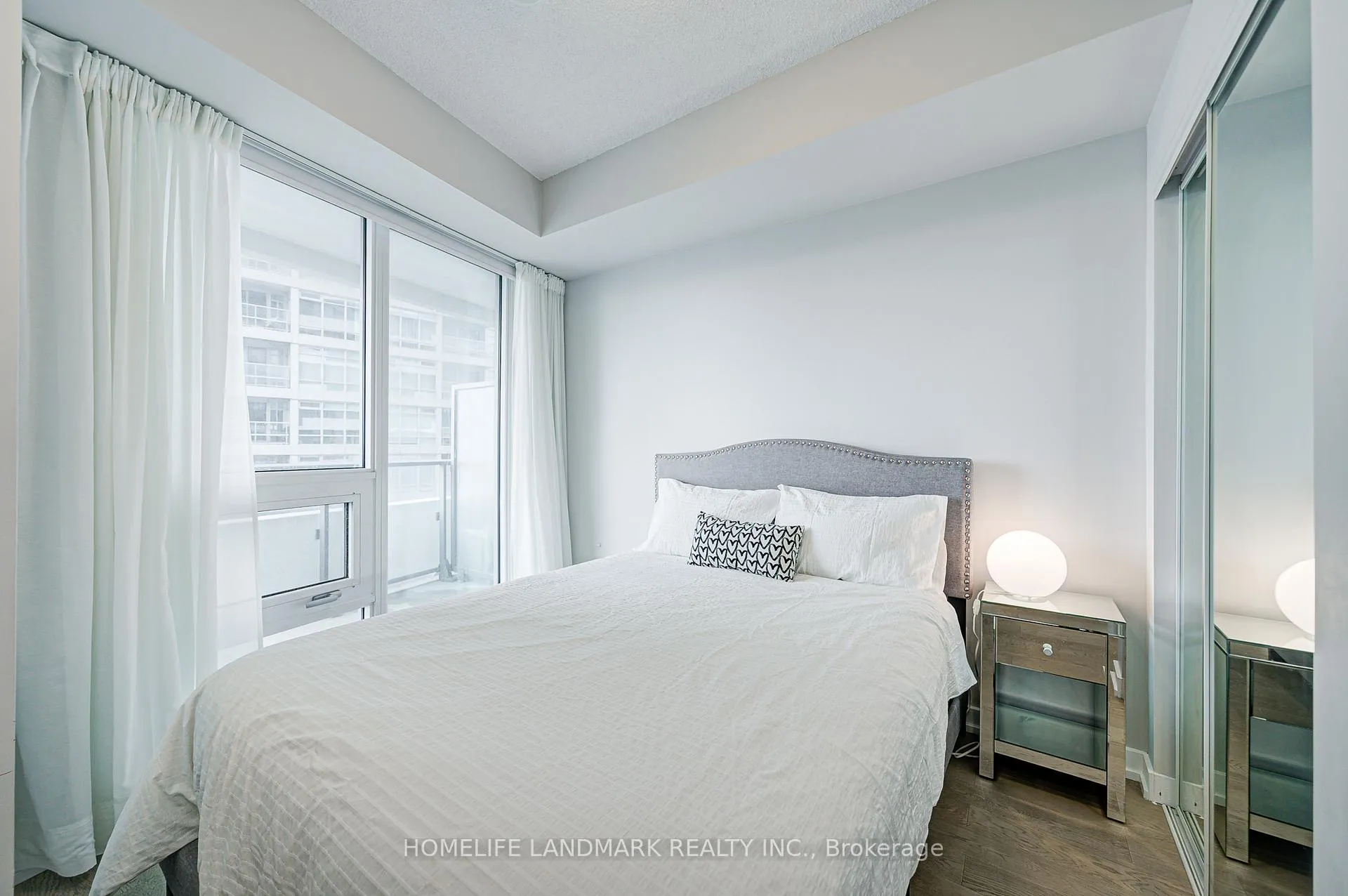 Photo 26 of Unit 2304, 2221 Yonge Street, Toronto, Mount Pleasant West — HOMEH