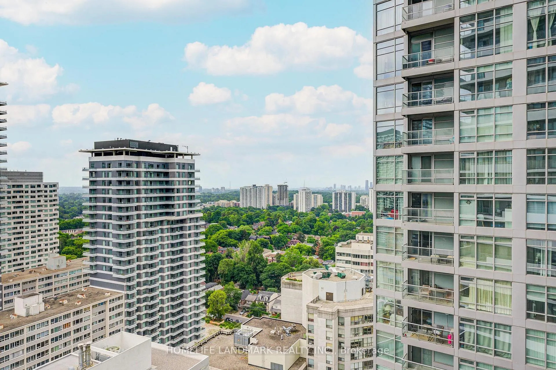 Photo 38 of Unit 2304, 2221 Yonge Street, Toronto, Mount Pleasant West — HOMEH