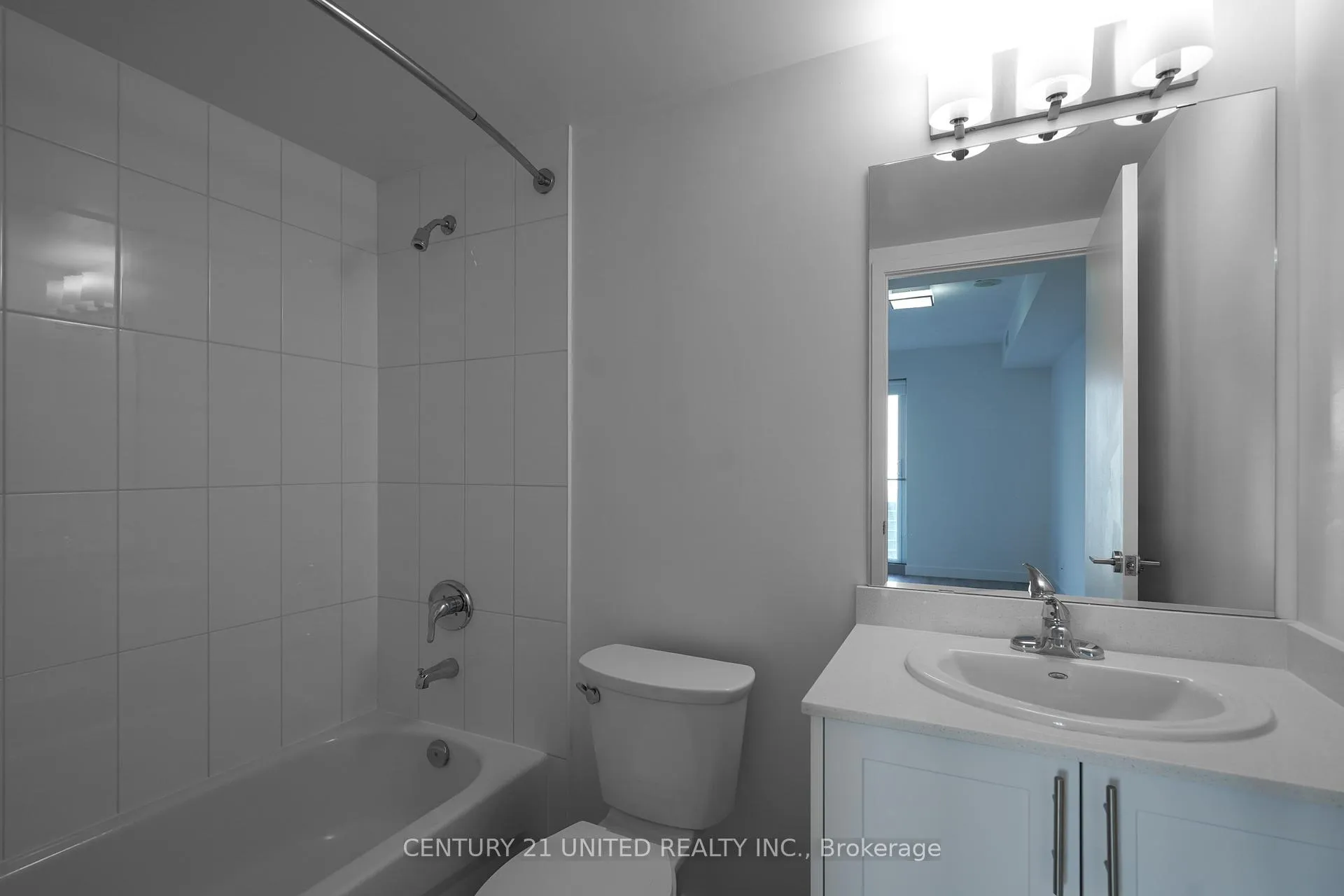 Photo 9 of Unit 609, 100 Bond Street E, Oshawa, Central — HOMEH