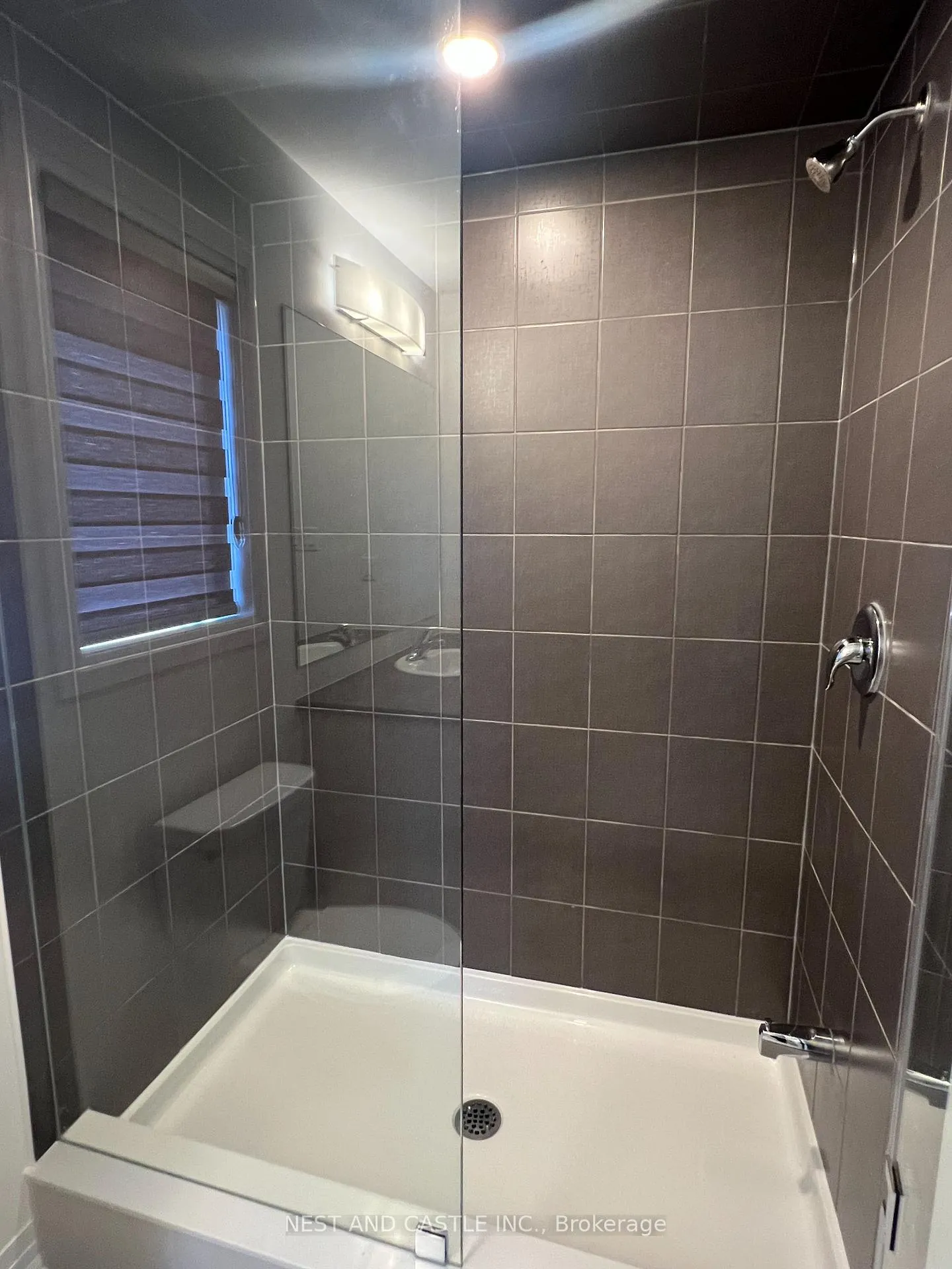 Photo 11 of 281 Westbridge Avenue, Welland, Dain City — HOMEH
