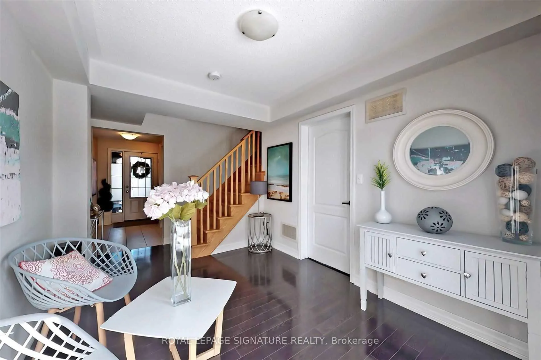 Photo 5 of 26 Betterton Crescent, Brampton, Northwest Brampton — HOMEH