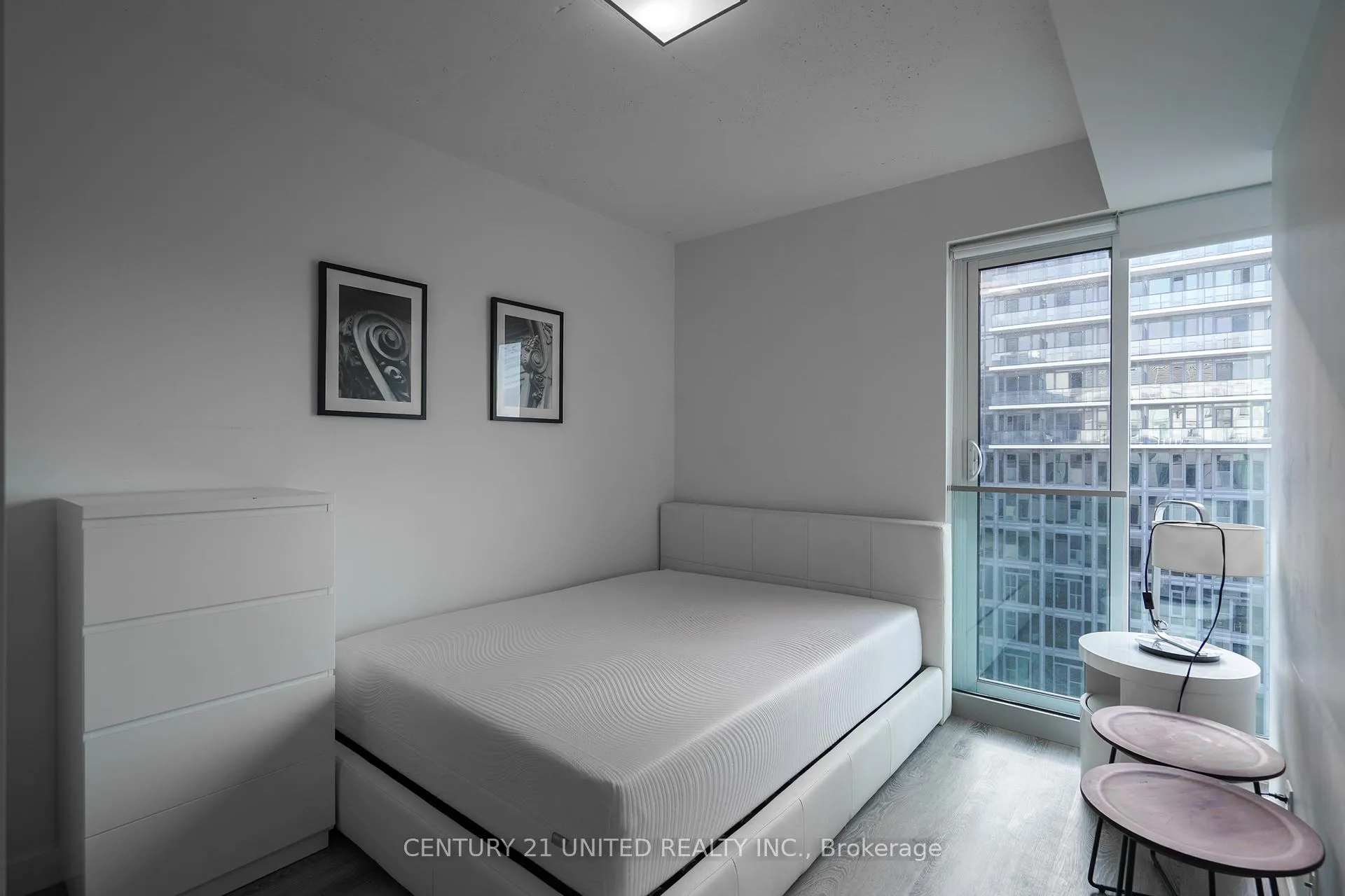 Photo 10 of Unit 1002, 100 Bond Street E, Oshawa, Central — HOMEH