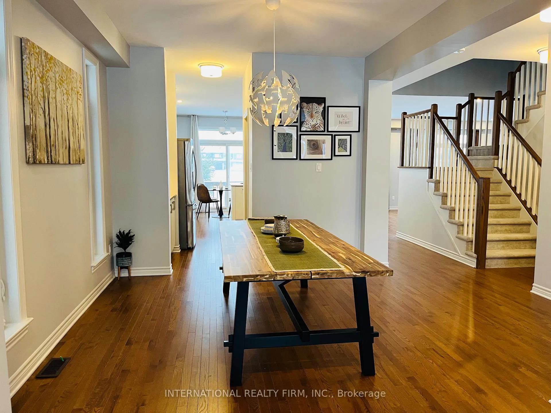 Photo 6 of 696 Moonflower Crescent, Ottawa, Blossom Park/Kemp Park/Findlay Creek — HOMEH