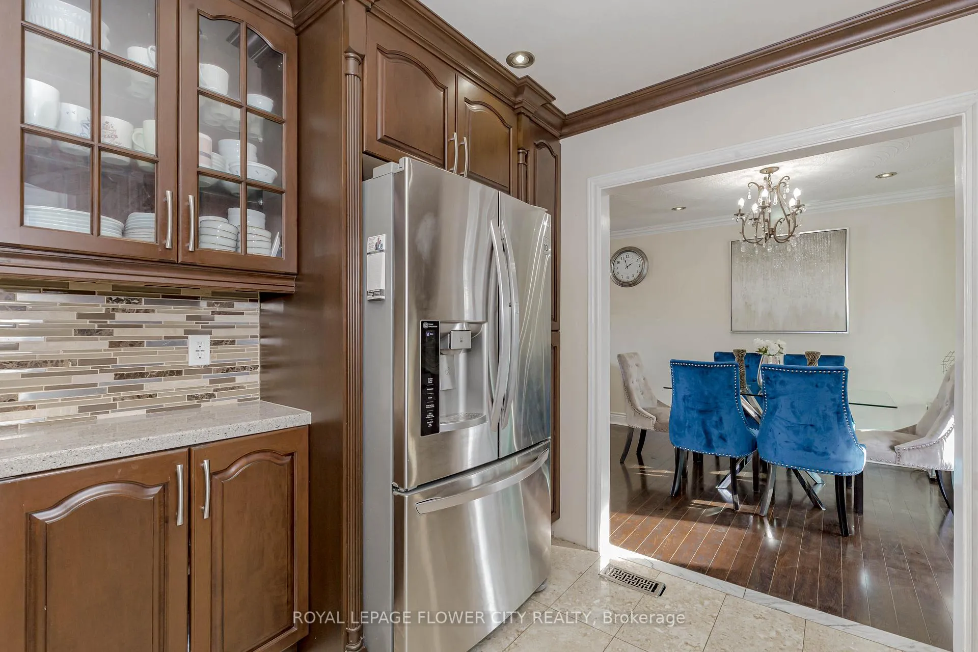 Photo 19 of 2 Alexandria Crescent, Brampton, Avondale — HOMEH