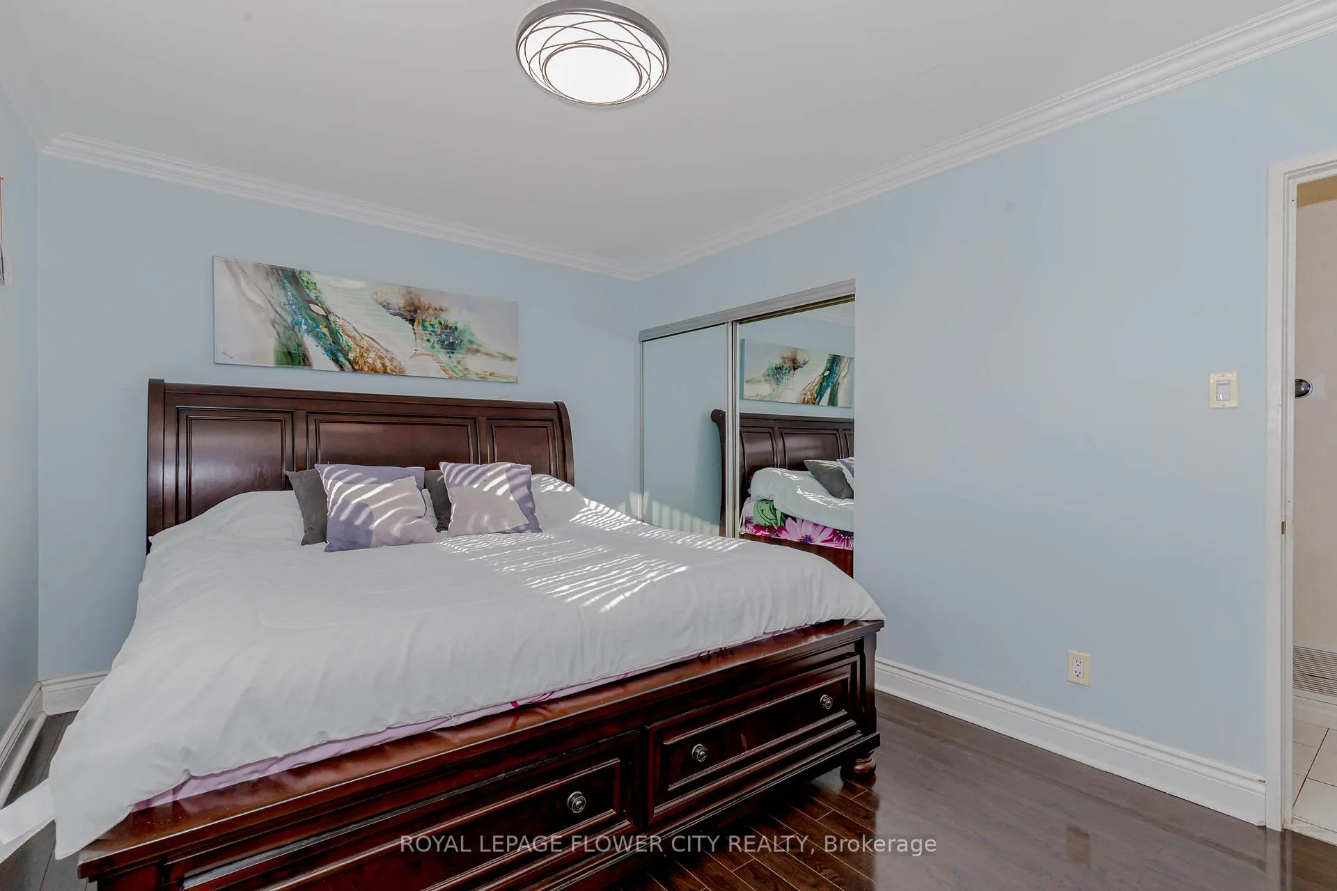 Photo 23 of 2 Alexandria Crescent, Brampton, Avondale — HOMEH