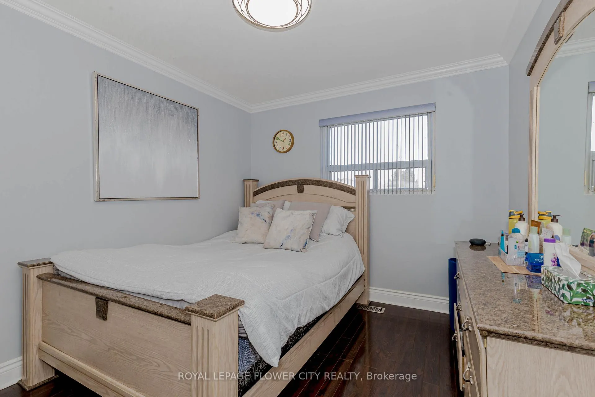 Photo 24 of 2 Alexandria Crescent, Brampton, Avondale — HOMEH
