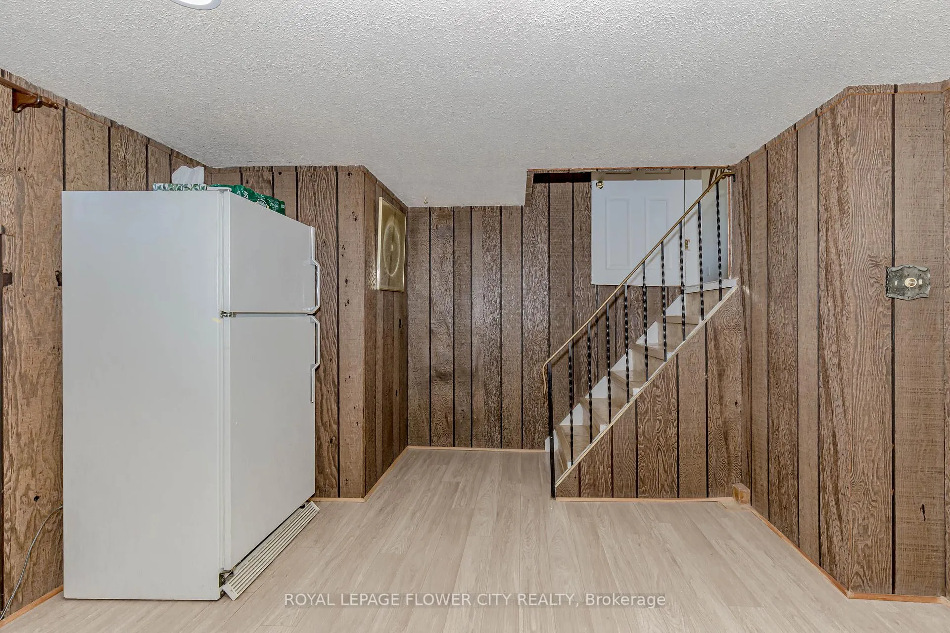 Photo 30 of 2 Alexandria Crescent, Brampton, Avondale — HOMEH
