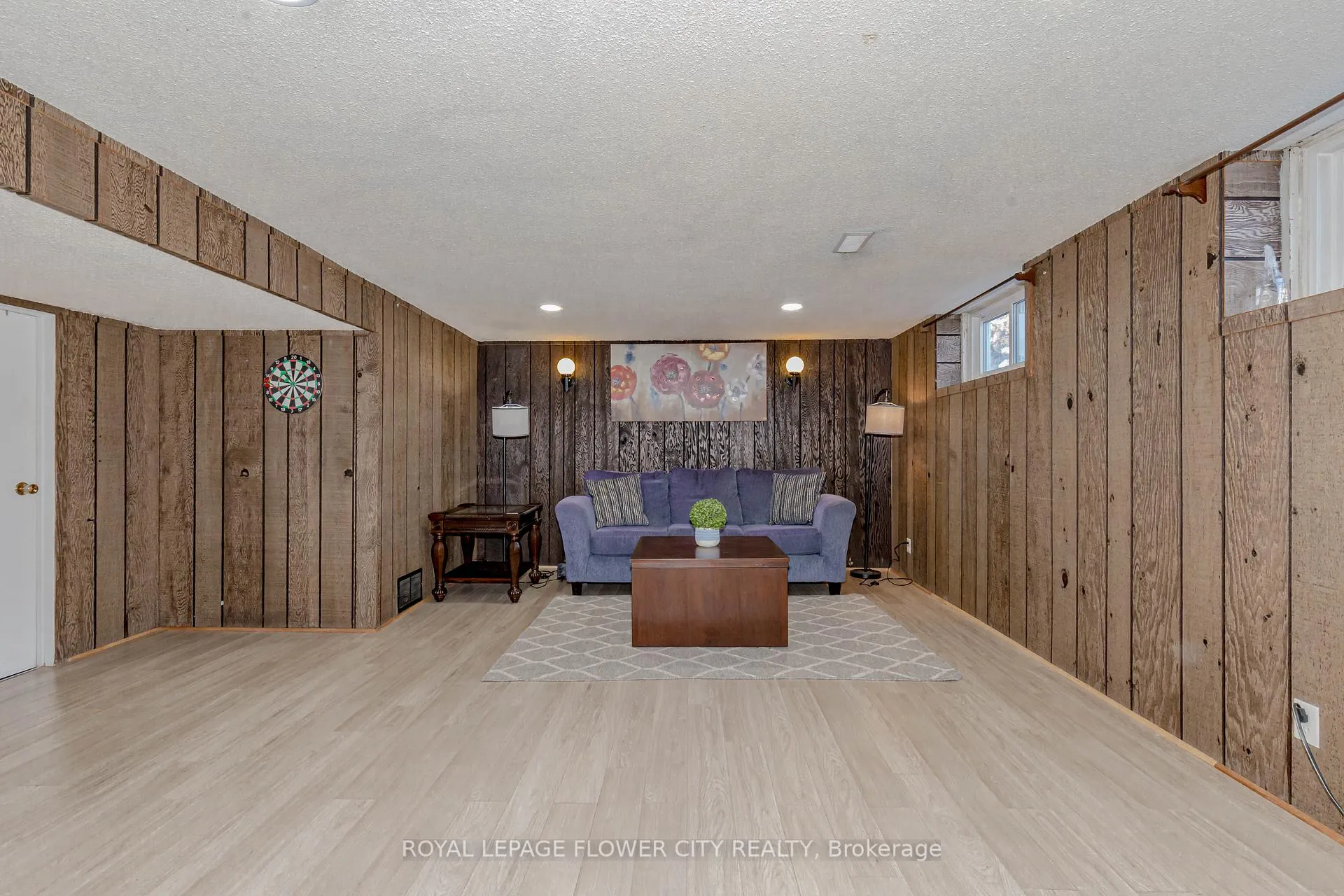 Photo 31 of 2 Alexandria Crescent, Brampton, Avondale — HOMEH