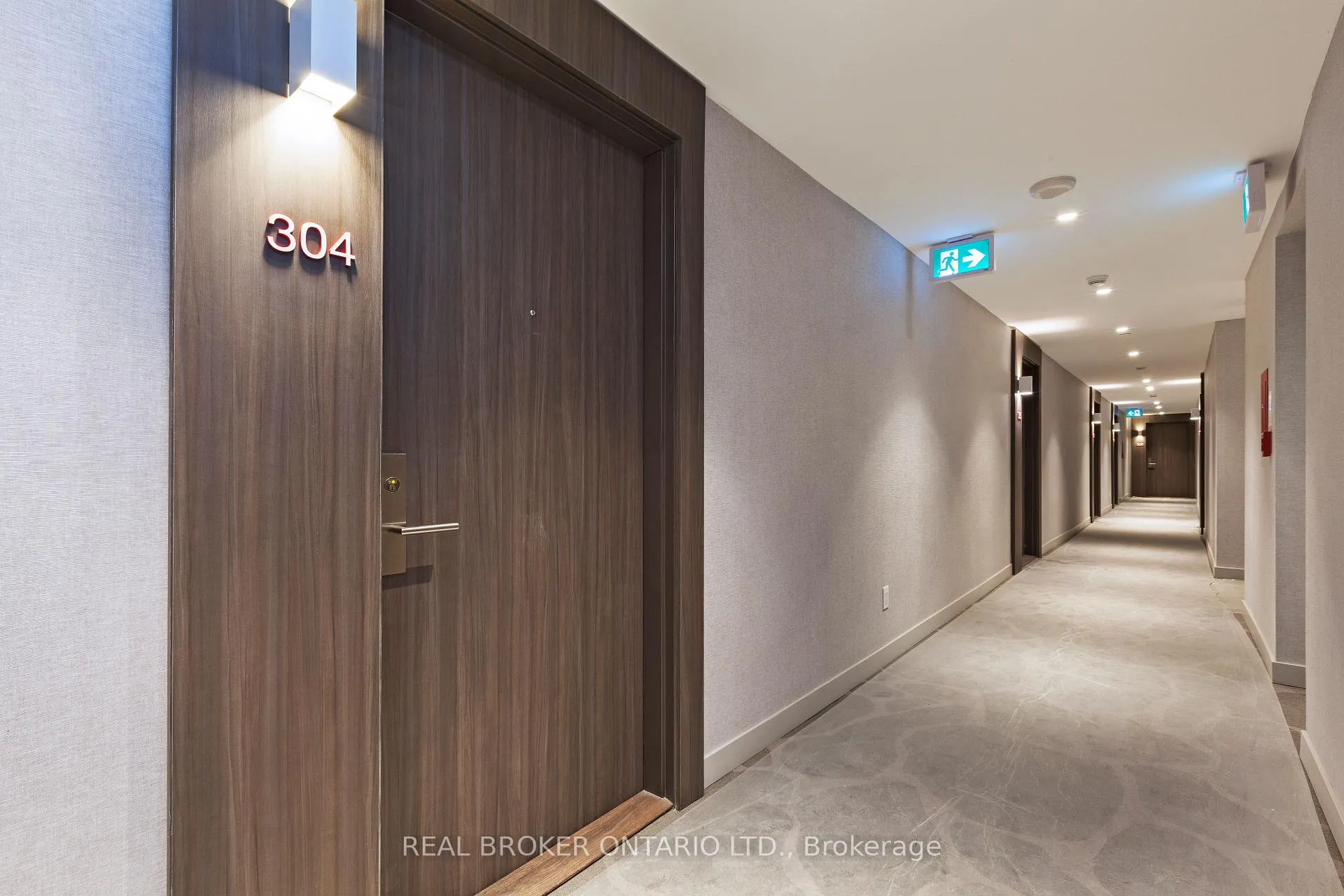 Photo 2 of Unit 304, 185 Roehampton Avenue, Toronto, Mount Pleasant West — HOMEH