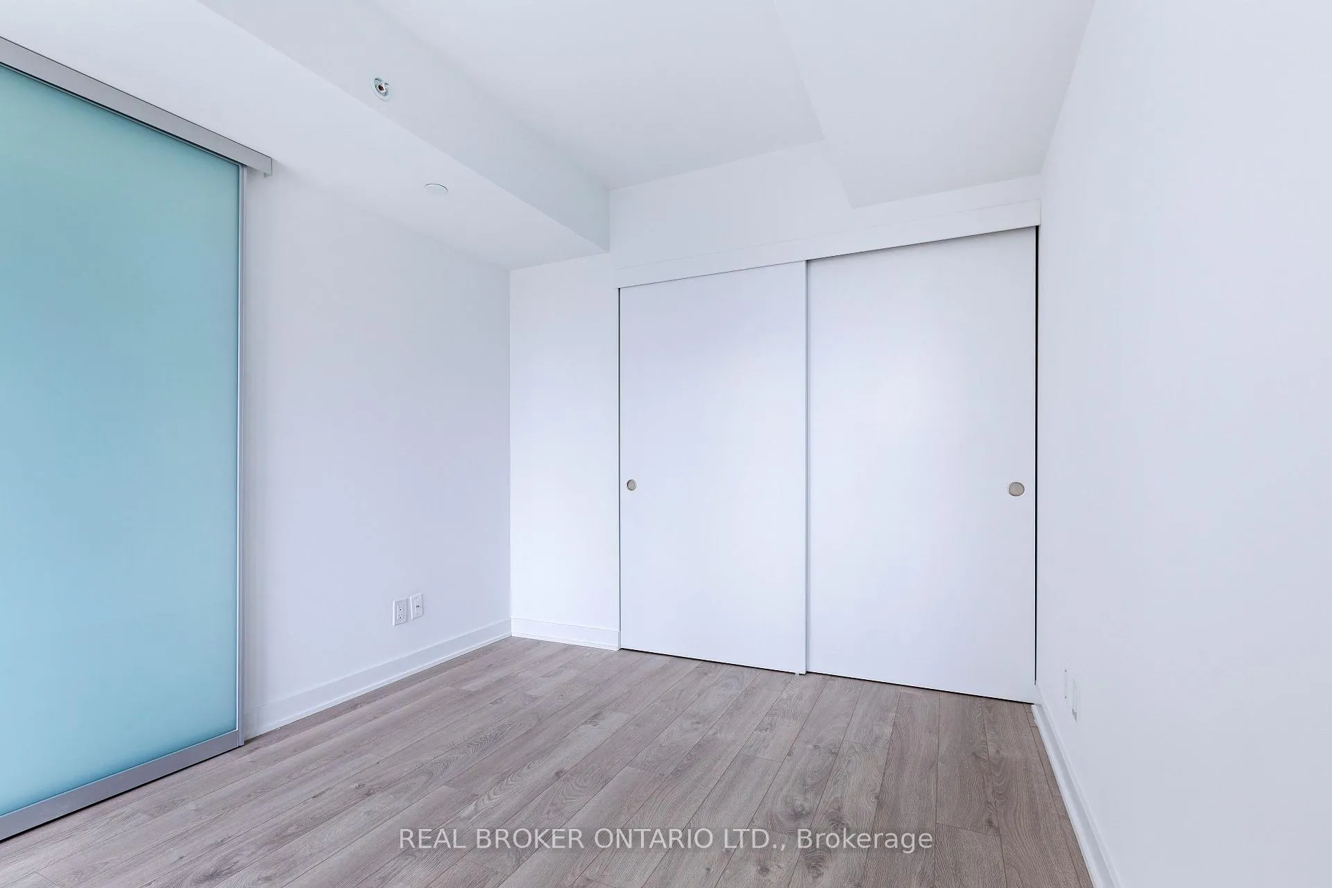 Photo 12 of Unit 304, 185 Roehampton Avenue, Toronto, Mount Pleasant West — HOMEH