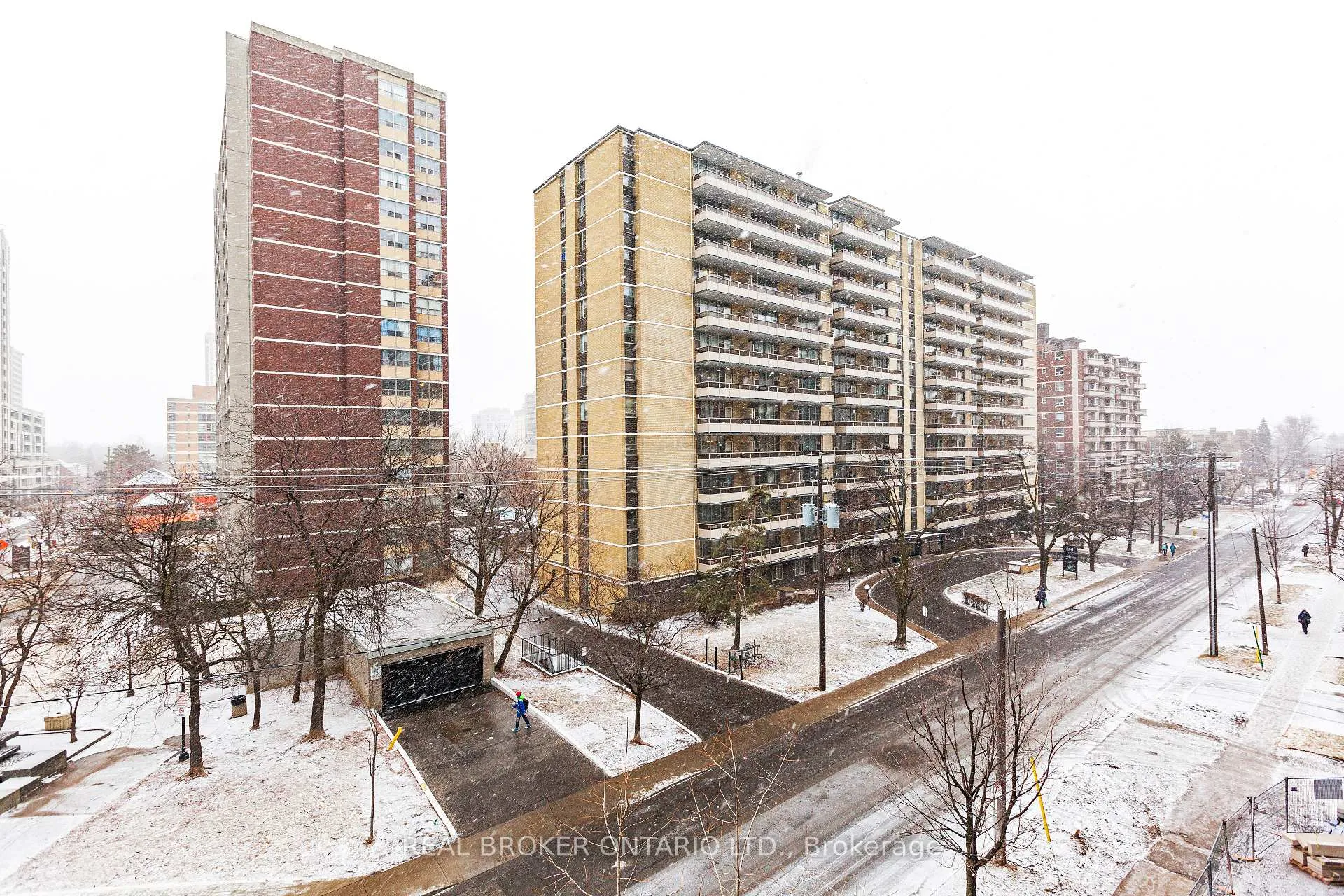 Photo 22 of Unit 304, 185 Roehampton Avenue, Toronto, Mount Pleasant West — HOMEH