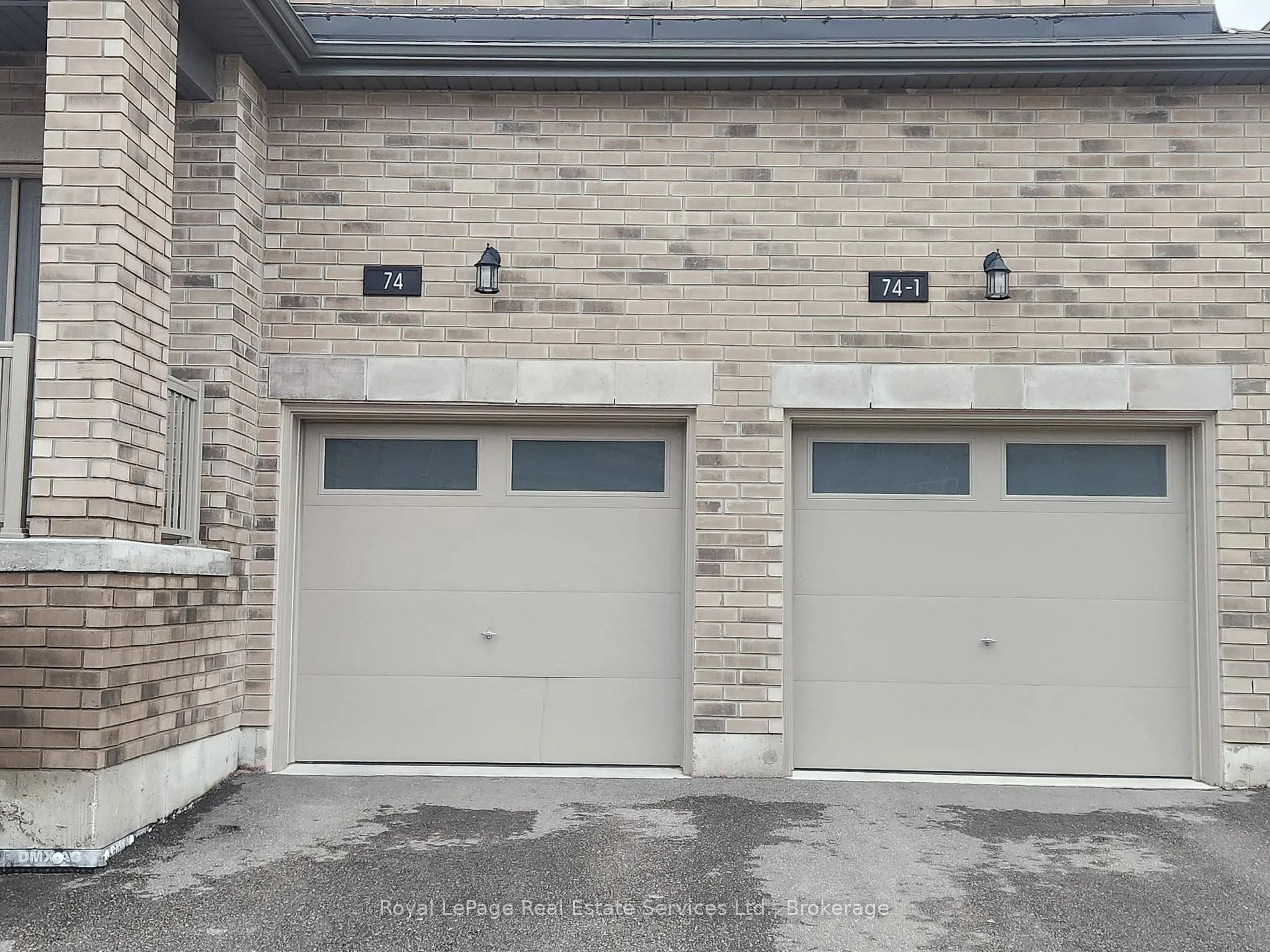Photo 2 of 74 Alaskan Heights, Barrie, Rural Barrie Southwest — HOMEH