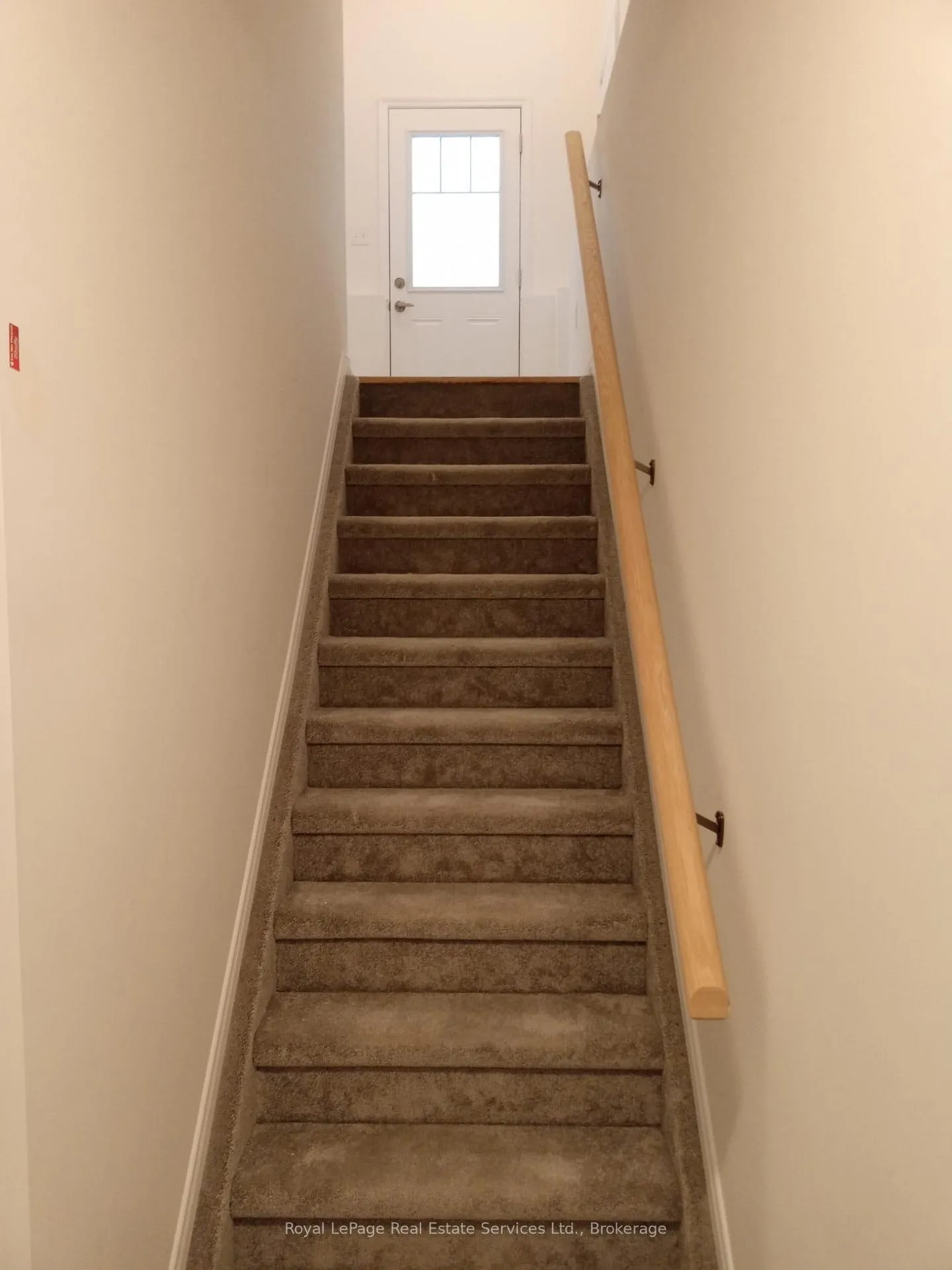 Photo 27 of 74 Alaskan Heights, Barrie, Rural Barrie Southwest — HOMEH