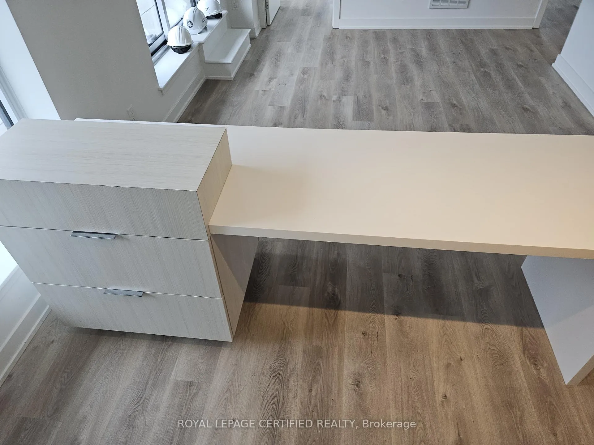 Photo 10 of Unit 202, 370 Martha Street E, Burlington, Brant — HOMEH
