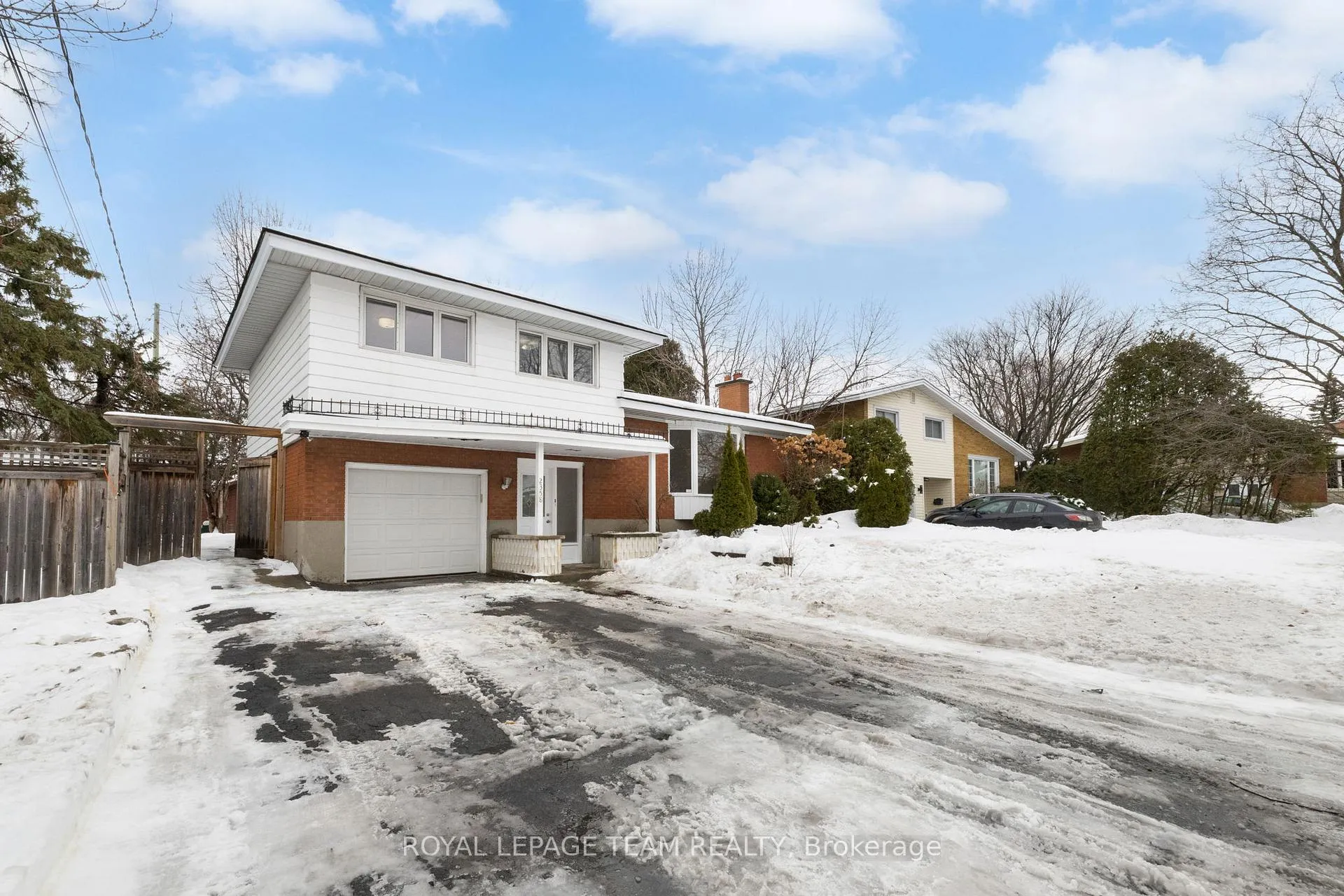 Photo 3 of 2358 Malone Crescent, Ottawa, Queensway Terrace South/Ridgeview — HOMEH