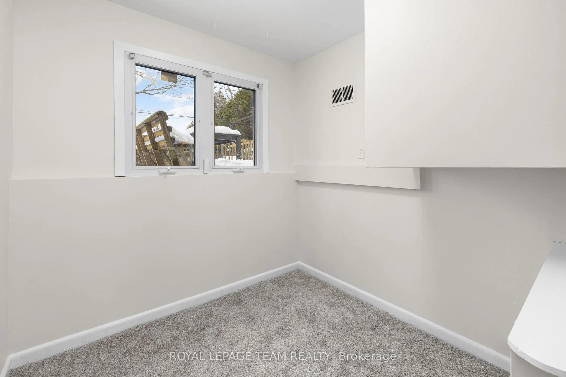 Photo 34 of 2358 Malone Crescent, Ottawa, Queensway Terrace South/Ridgeview — HOMEH