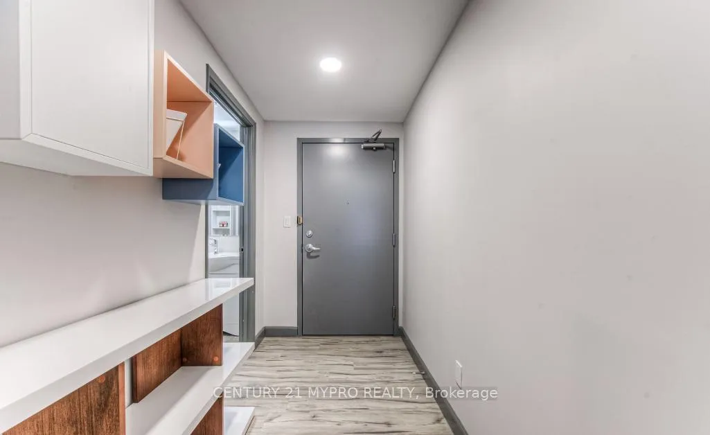 Photo 3 of Unit 163, 258A Sunview Street, Waterloo, Beechwood/University — HOMEH