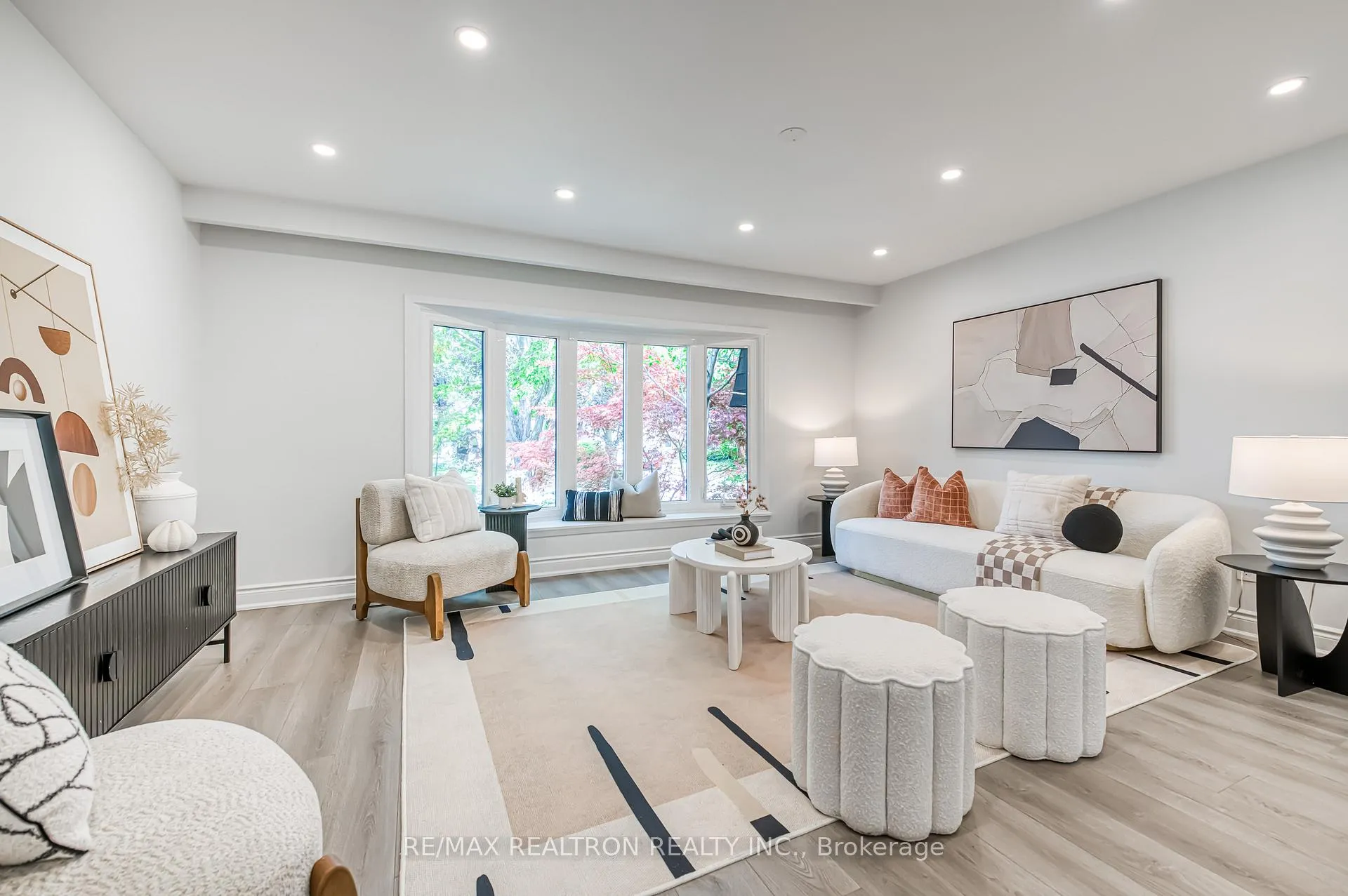 Photo 14 of 39 Ferrah Street, Markham, Unionville — HOMEH
