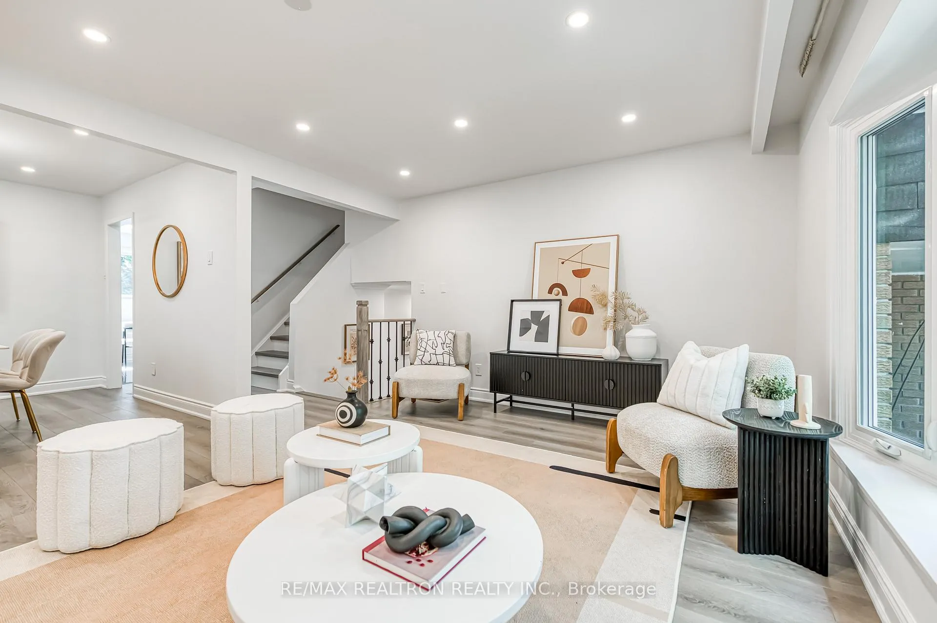 Photo 19 of 39 Ferrah Street, Markham, Unionville — HOMEH