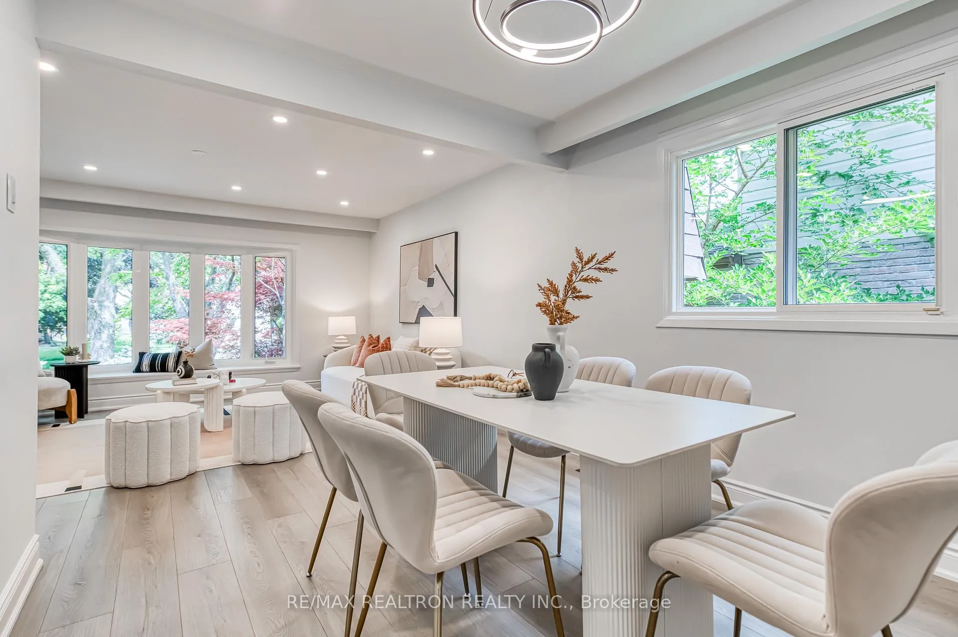 Photo 21 of 39 Ferrah Street, Markham, Unionville — HOMEH