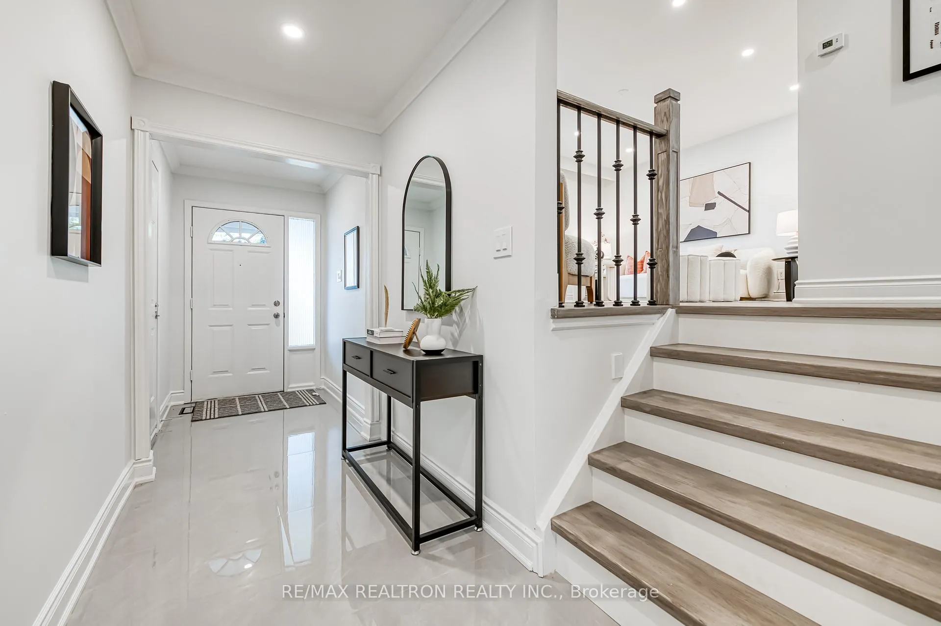 Photo 45 of 39 Ferrah Street, Markham, Unionville — HOMEH