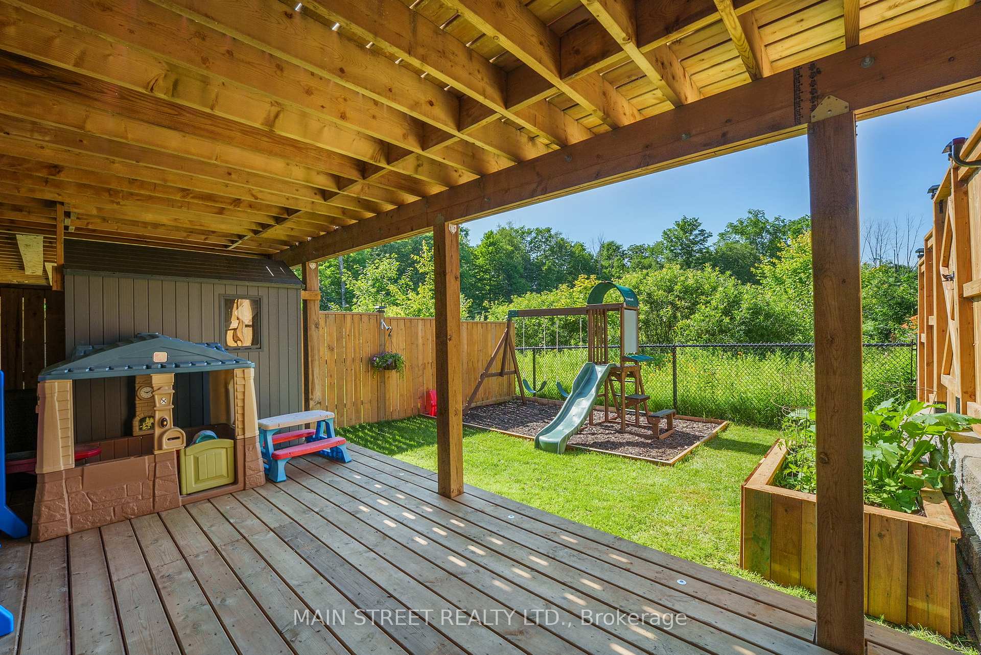 Photo 17 of 10 Prosser Crescent, Georgina, Sutton & Jackson's Point — HOMEH