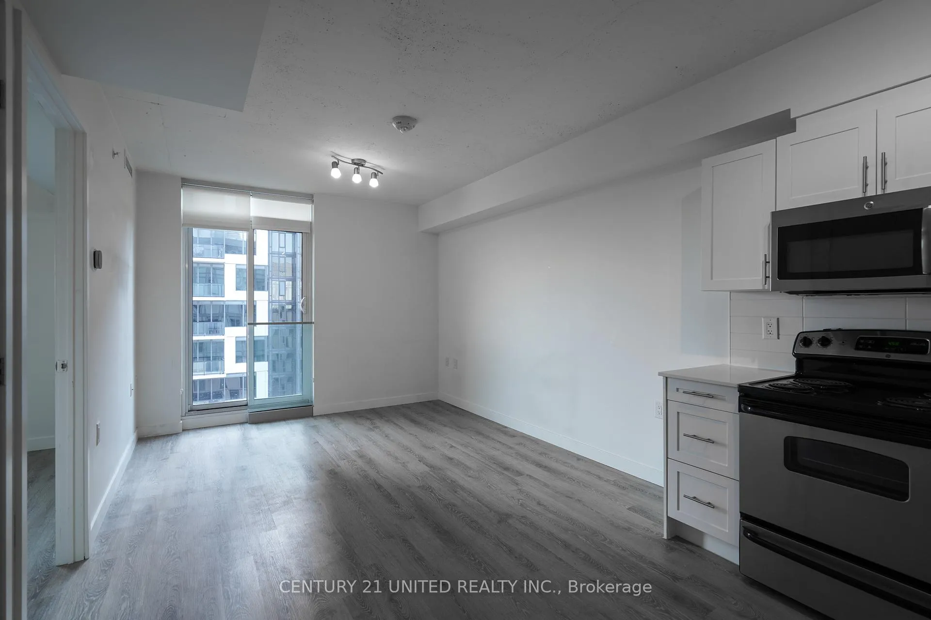 Photo 6 of Unit 1116, 100 Bond Street E, Oshawa, Central — HOMEH