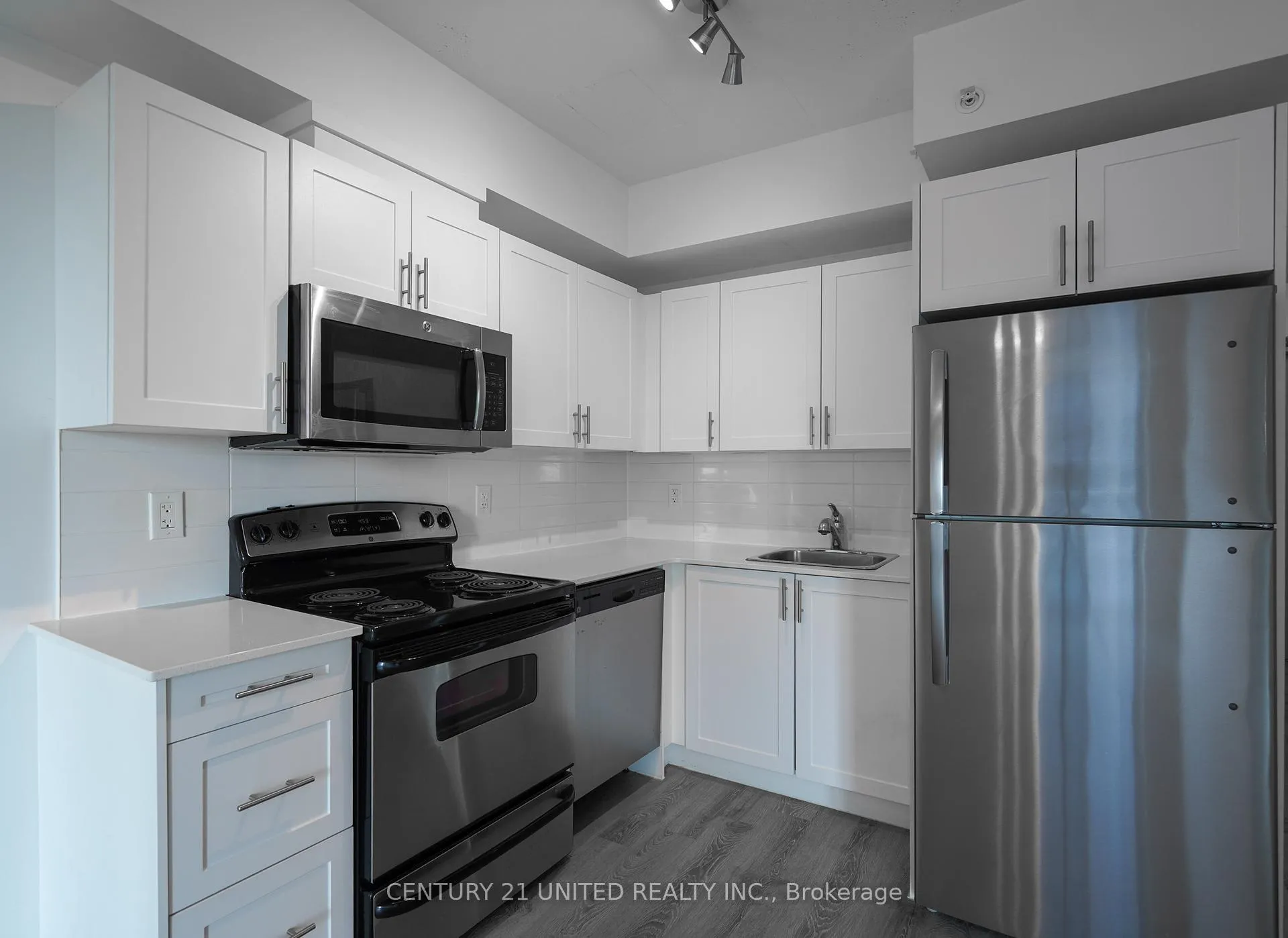 Photo 7 of Unit 1116, 100 Bond Street E, Oshawa, Central — HOMEH