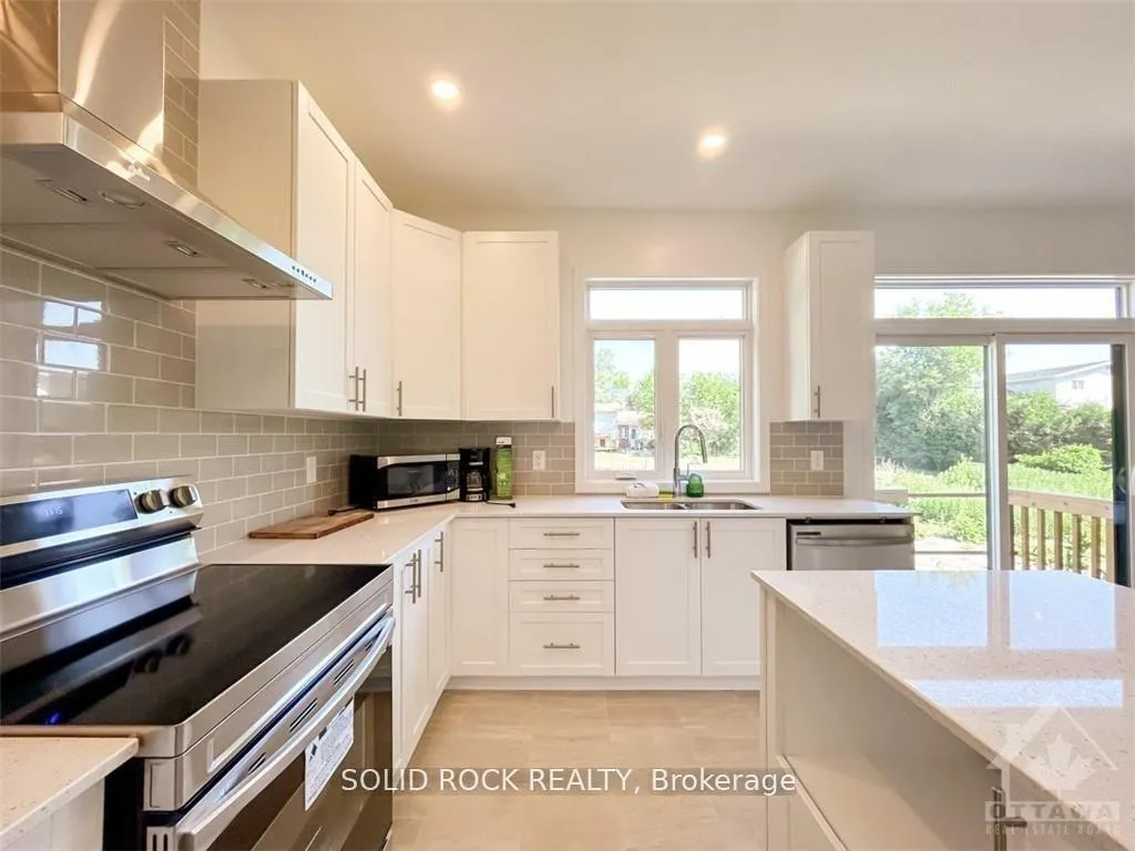 Photo 7 of 764 Ovation Grove, Ottawa, Leitrim — HOMEH