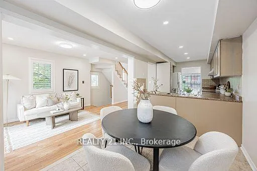 Photo 10 of 13 Ventura Lane, Ajax, Central — HOMEH