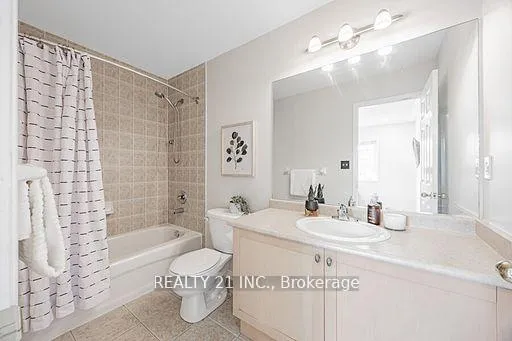 Photo 22 of 13 Ventura Lane, Ajax, Central — HOMEH